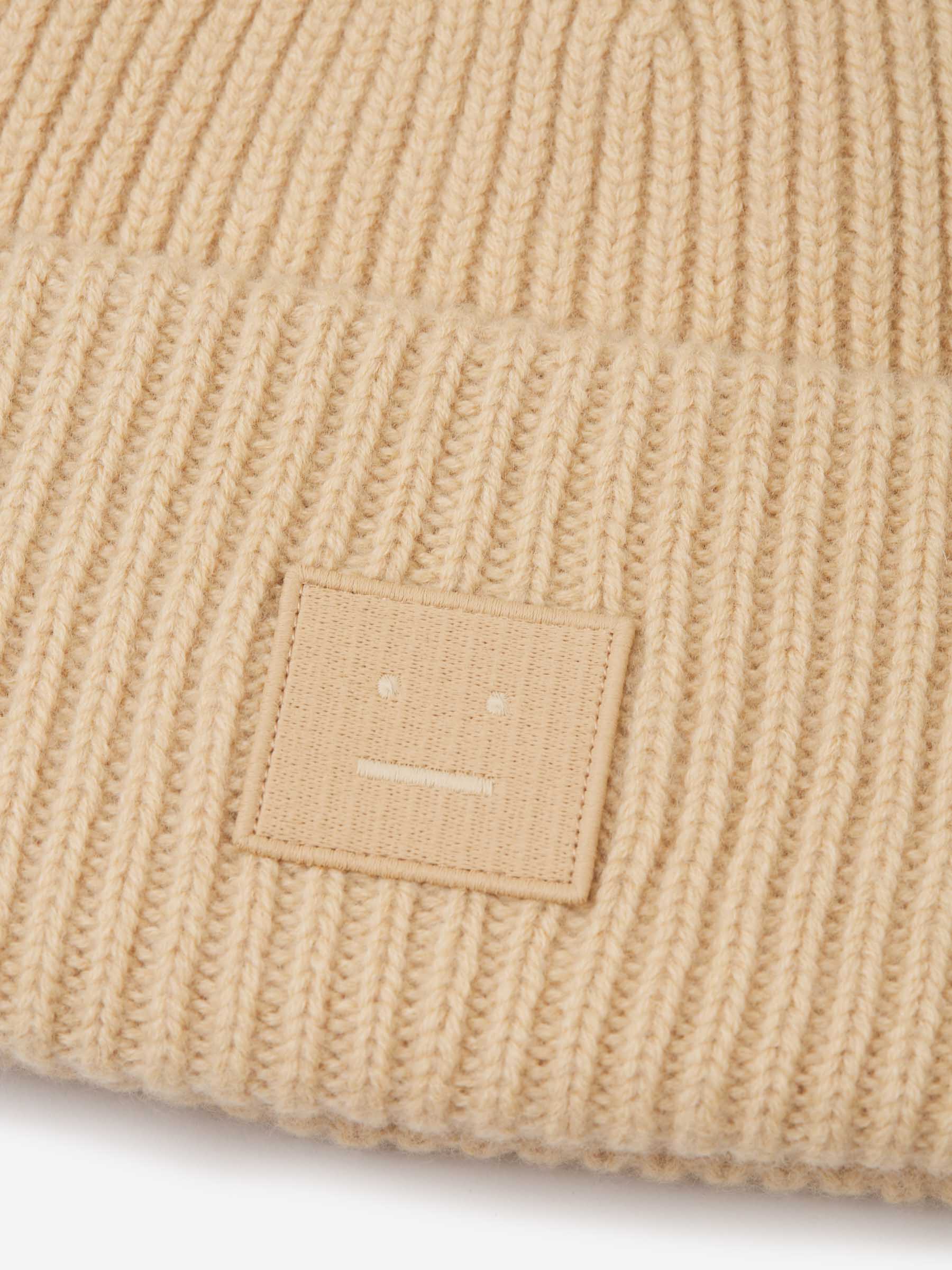 Wool Patch Beanie Acne studios оригінал – Купити в Україні – детальний вид