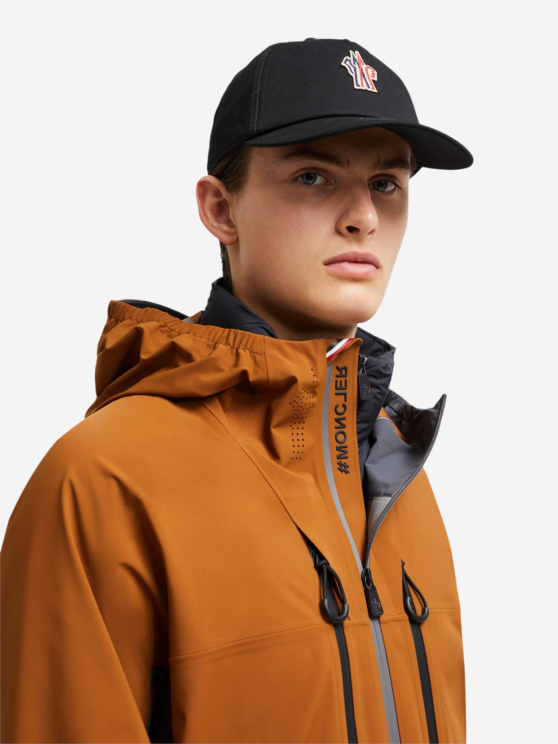 Moncler Accessories оригінал | Швидка доставка Україна – вид ззаду - MONCLER