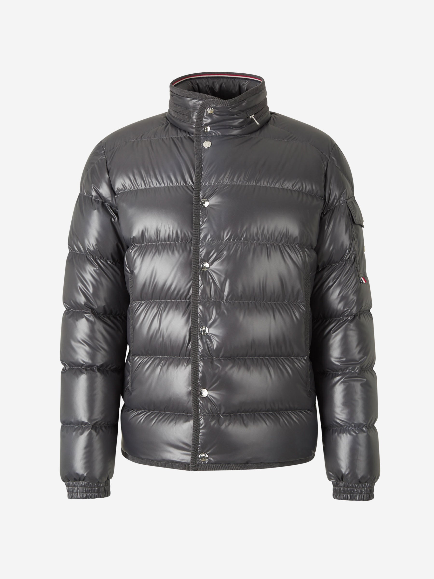 Moncler Outerwear оригінал | Швидка доставка Україна – боковий вид