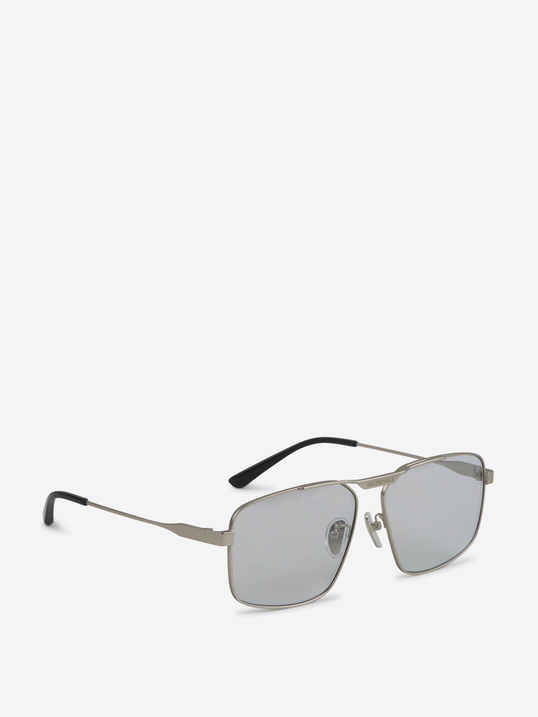 Оригінальна Tag 2.0 Navigator Sunglasses Balenciaga – вид ззаду