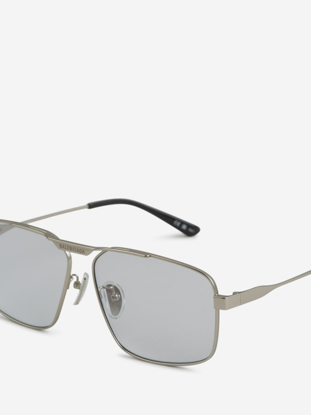 Оригінальна Tag 2.0 Navigator Sunglasses Balenciaga – детальний вид