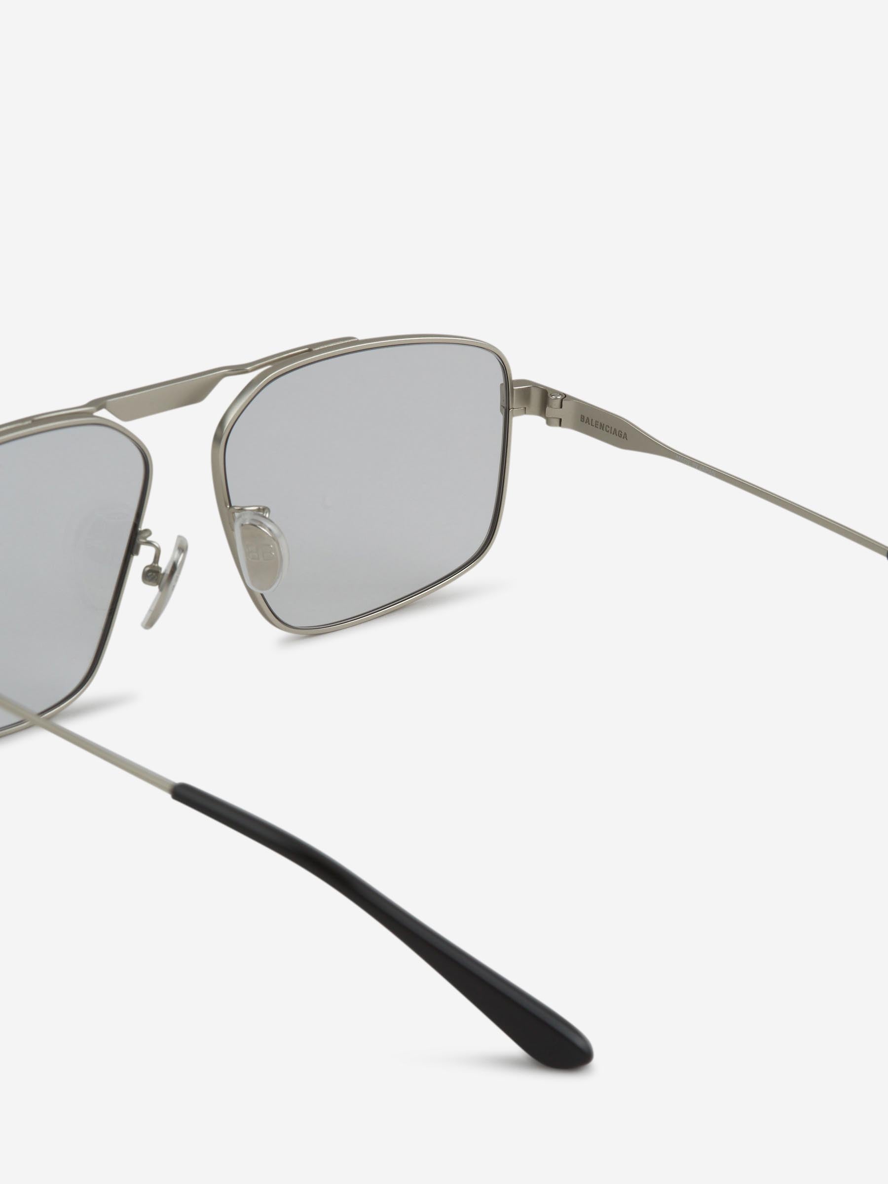 Оригінальна Tag 2.0 Navigator Sunglasses Balenciaga – збільшений вид