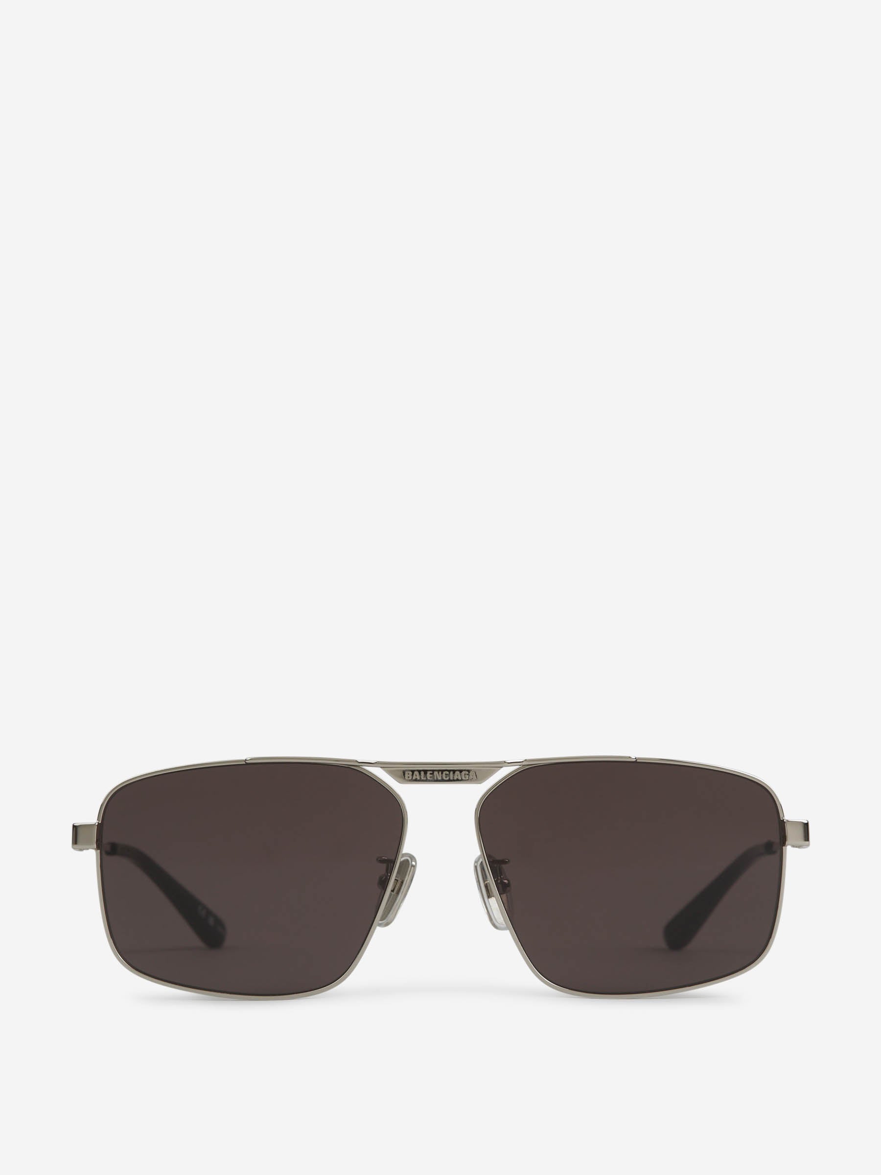 Оригінальна Tag 2.0 Navigator Sunglasses Balenciaga – боковий вид - BALENCIAGA
