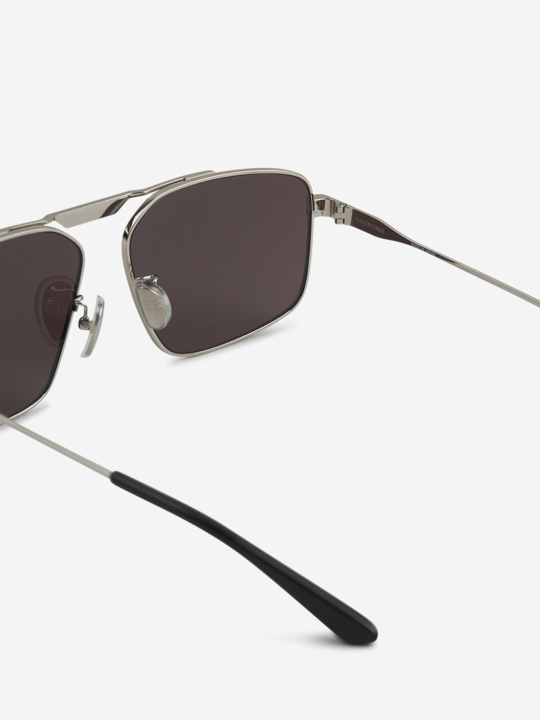 Оригінальна Tag 2.0 Navigator Sunglasses Balenciaga – збільшений вид