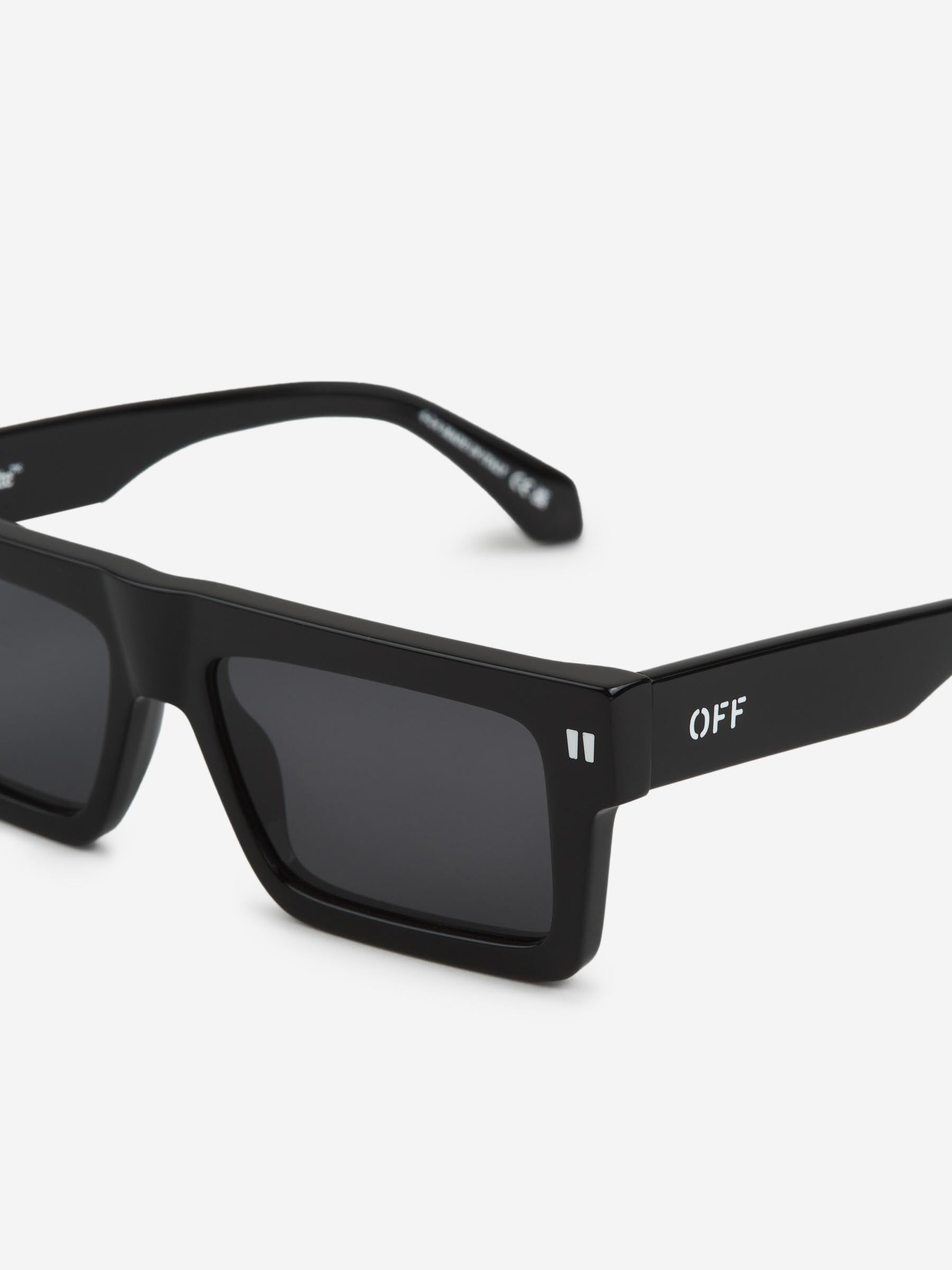 Оригінальна Chandler Sunglasses Off-white – детальний вид