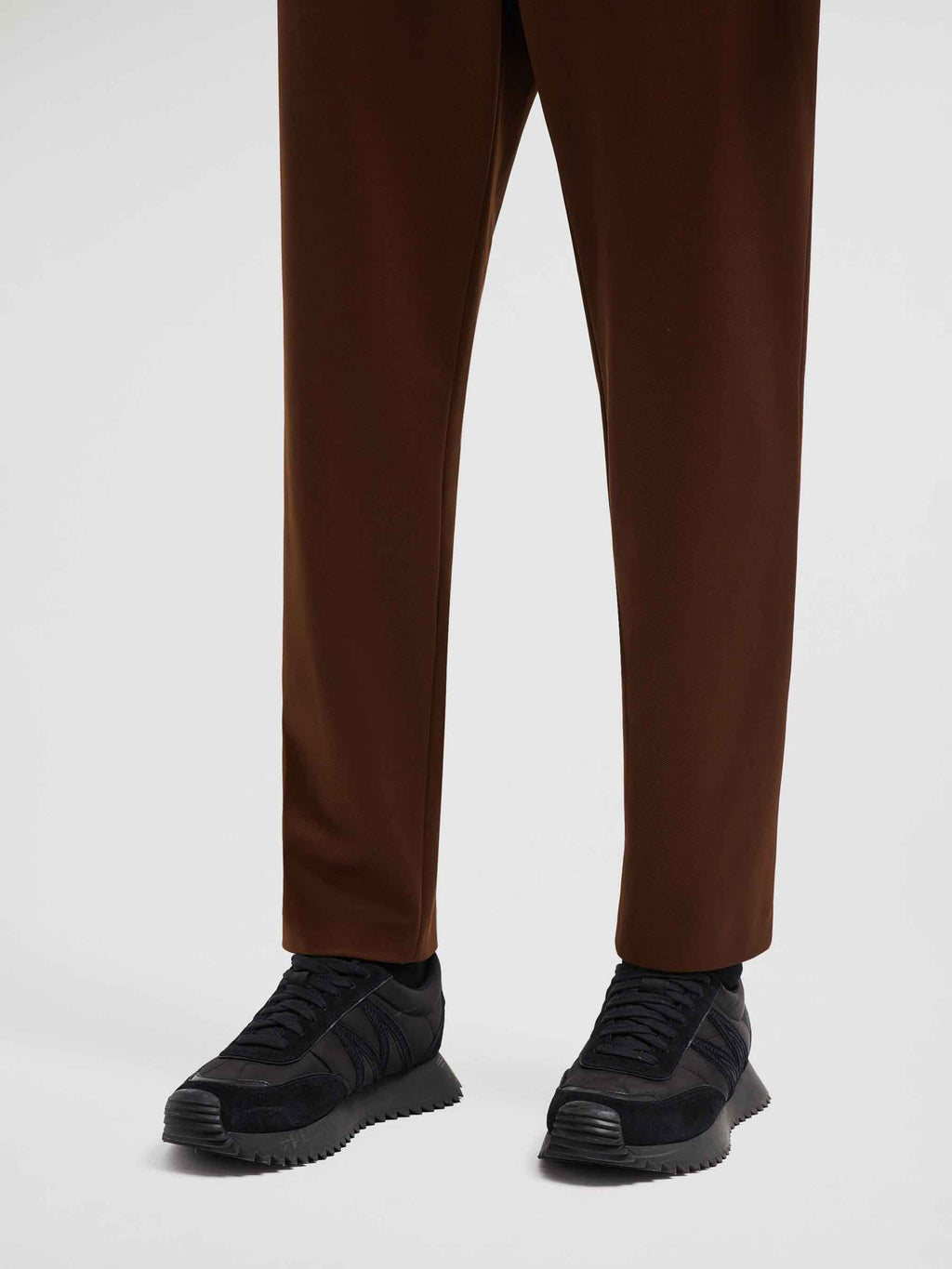 Pacey Suede Sneakers Moncler – Гарантія оригінальності – вид ззаду