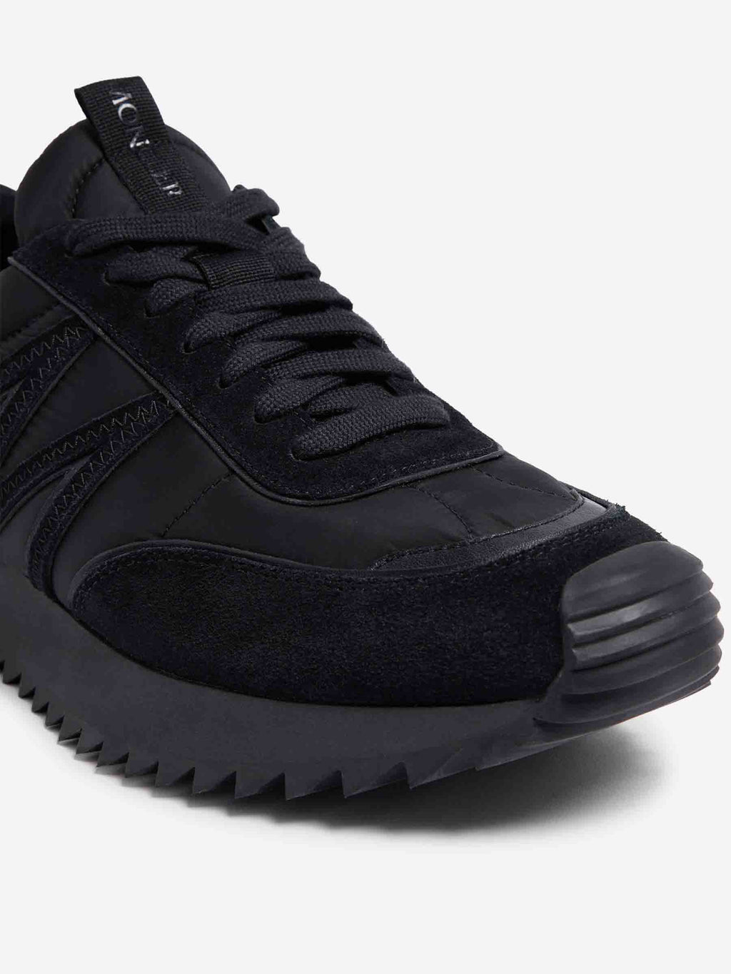 Pacey Suede Sneakers Moncler – Гарантія оригінальності – детальний вид