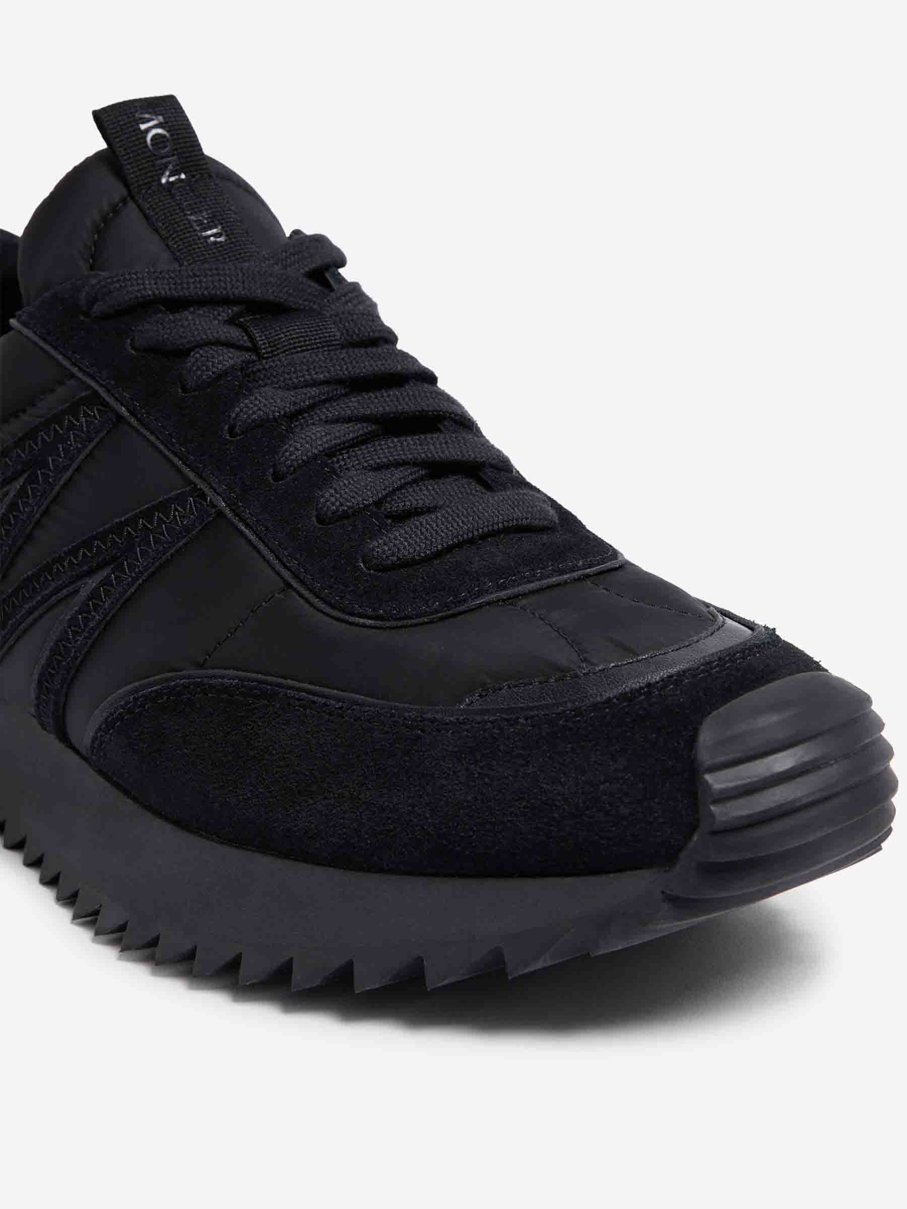 Pacey Suede Sneakers Moncler – Гарантія оригінальності – детальний вид - MONCLER