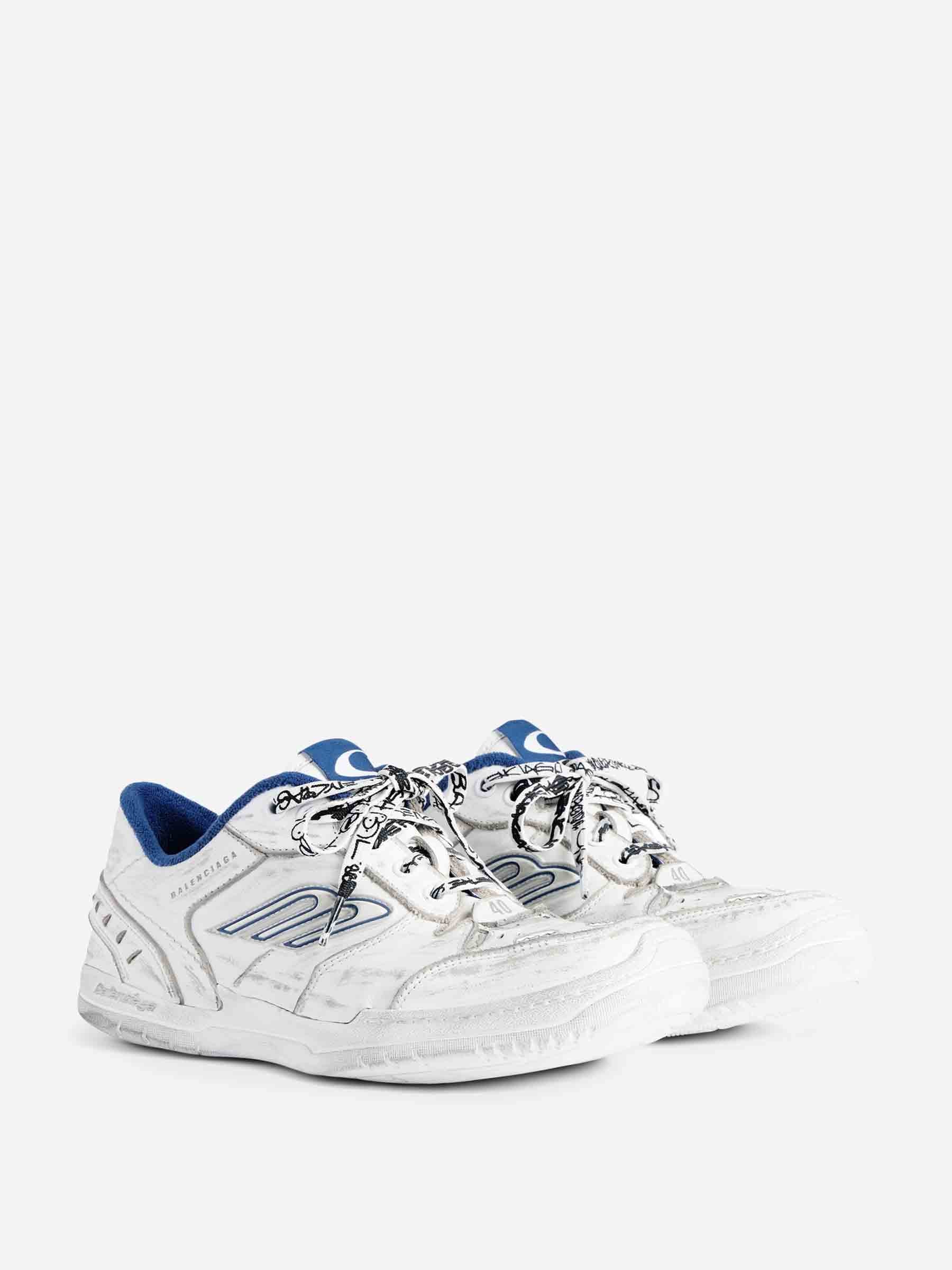 Hamptons Worn-Out Sneakers Balenciaga – Гарантія оригінальності – вид ззаду