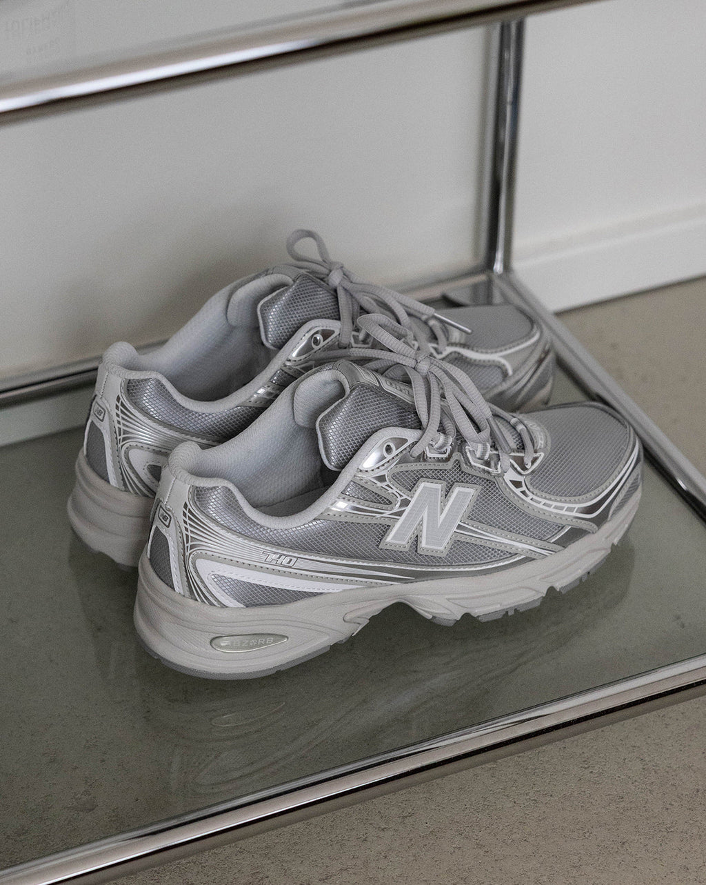 740 New balance – Гарантія оригінальності – вид ззаду