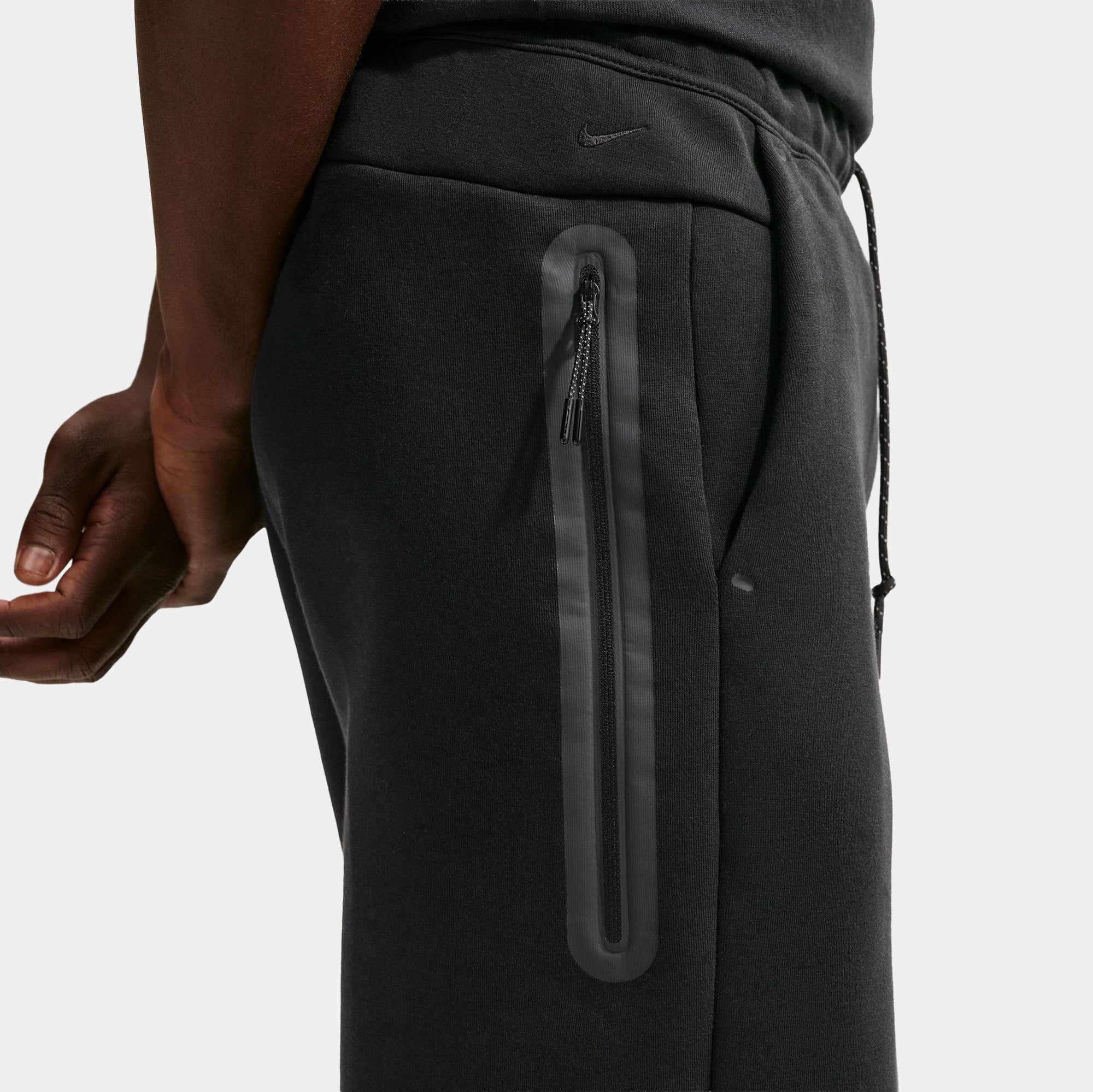 Оригінальна Tech Fleece Mens Shorts Nike – детальний вид