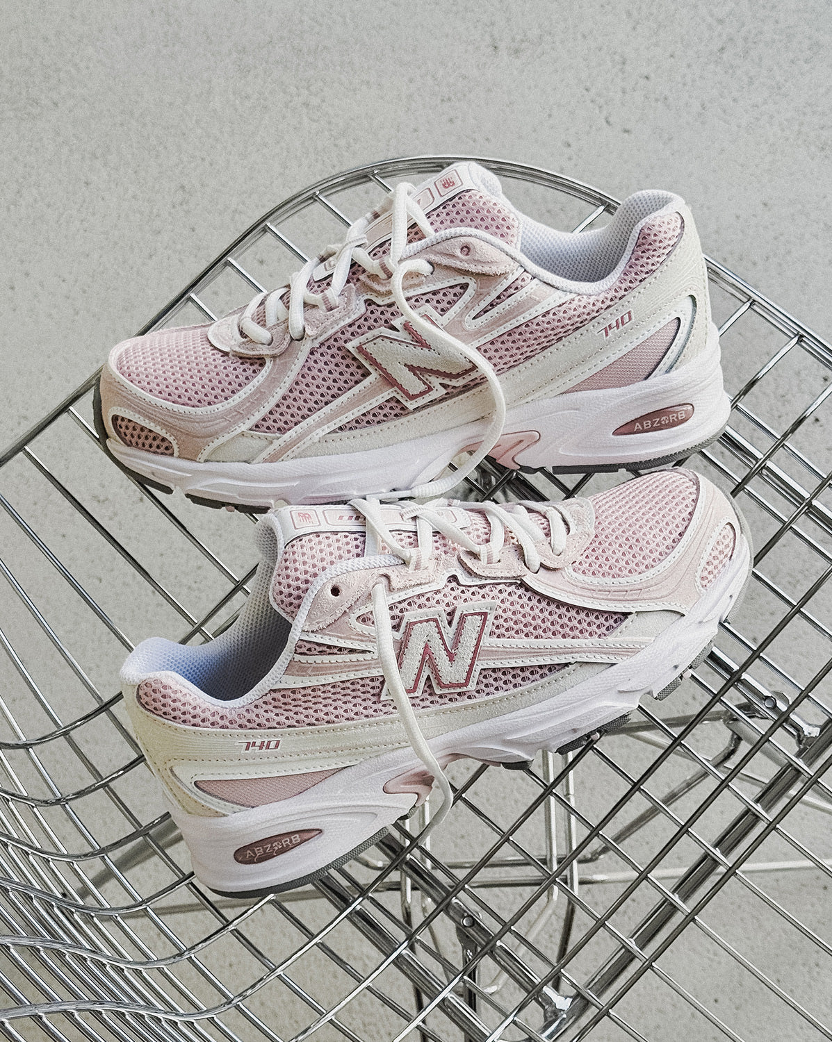 740 New balance – Гарантія оригінальності – вид ззаду