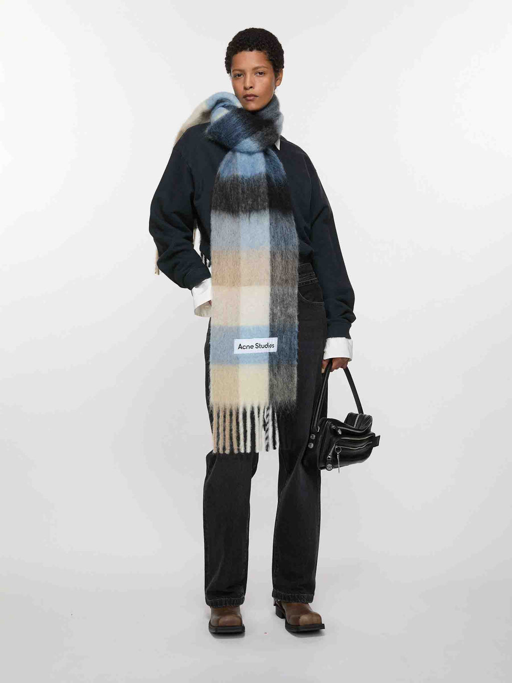 Acne studios Accessories оригінал | Швидка доставка Україна – вид ззаду