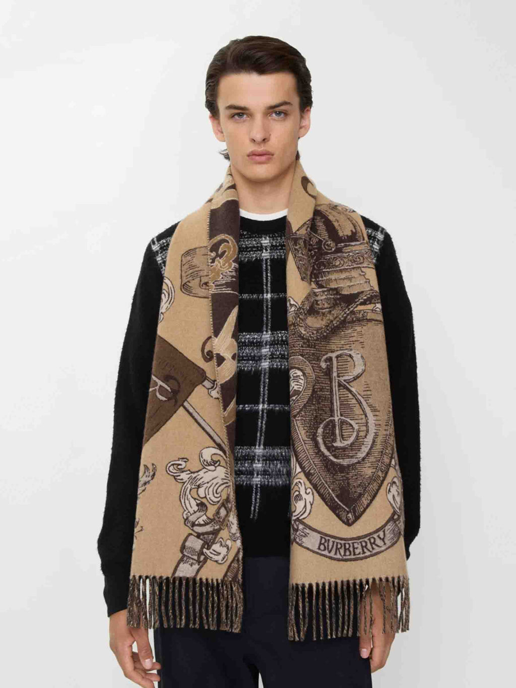 Burberry Accessories оригінал | Швидка доставка Україна – вид ззаду