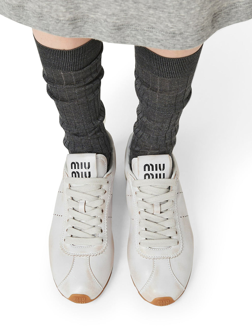 Оригінальна Plume Sneakers In Bleached Nappa Miu miu – вид ззаду