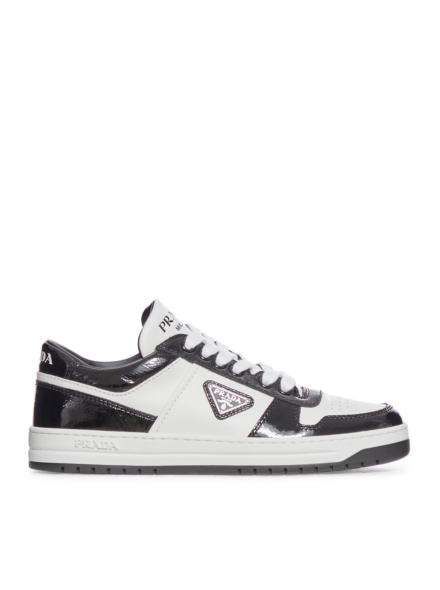 Оригінальна Downtown Leather Sneakers Prada – боковий вид