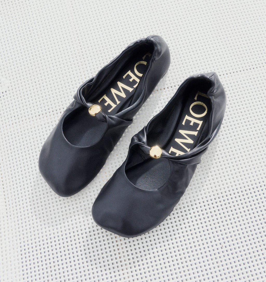 Оригінальна Pebble Soft Ballerina Flat Loewe – вид ззаду