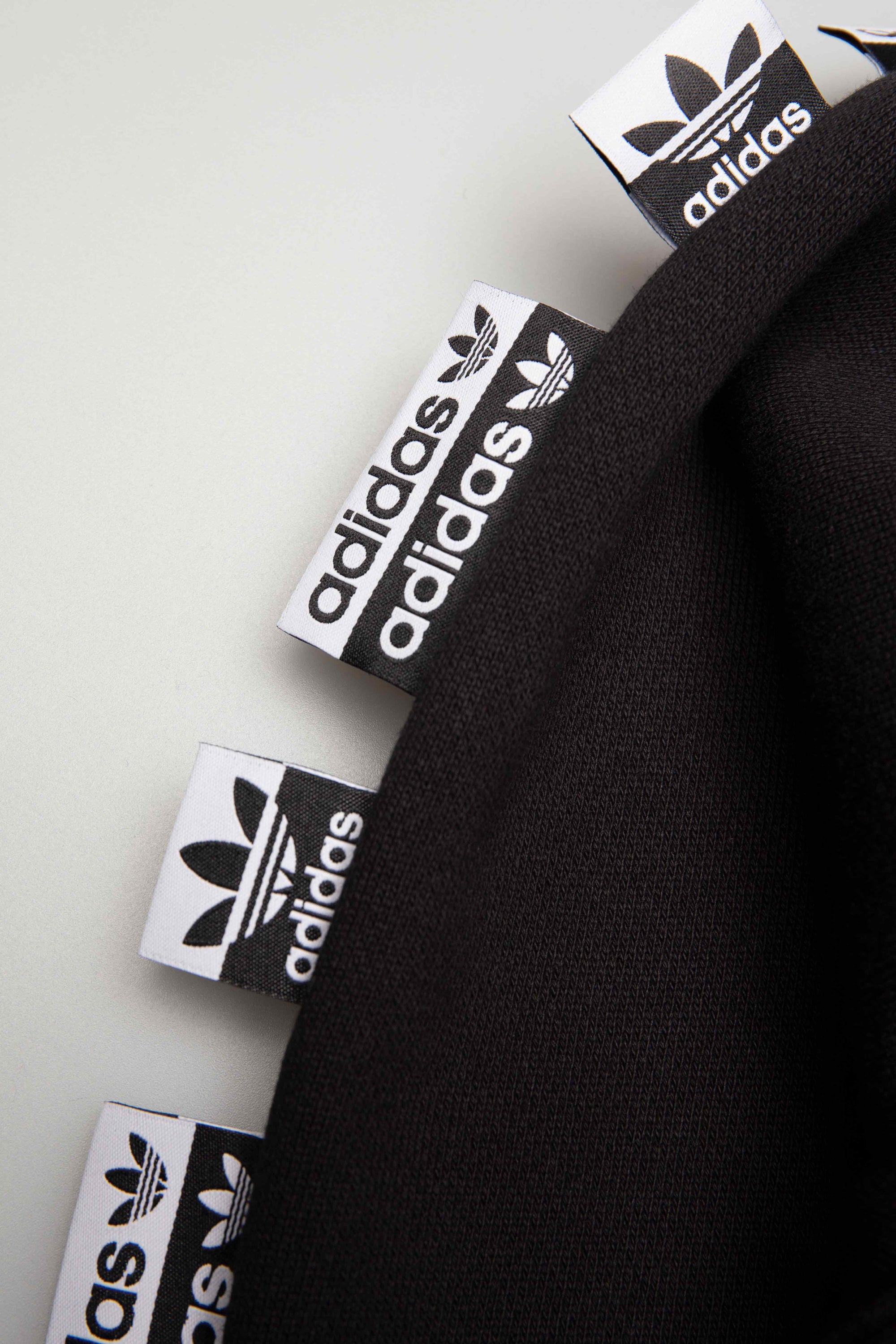 Adidas Knitwear оригінал | Швидка доставка Україна – вид ззаду - ADIDAS