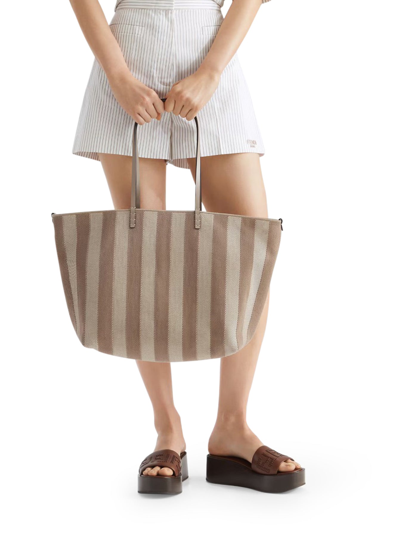 Оригінальна Reversible Roll Large Shopper Fendi – вид ззаду