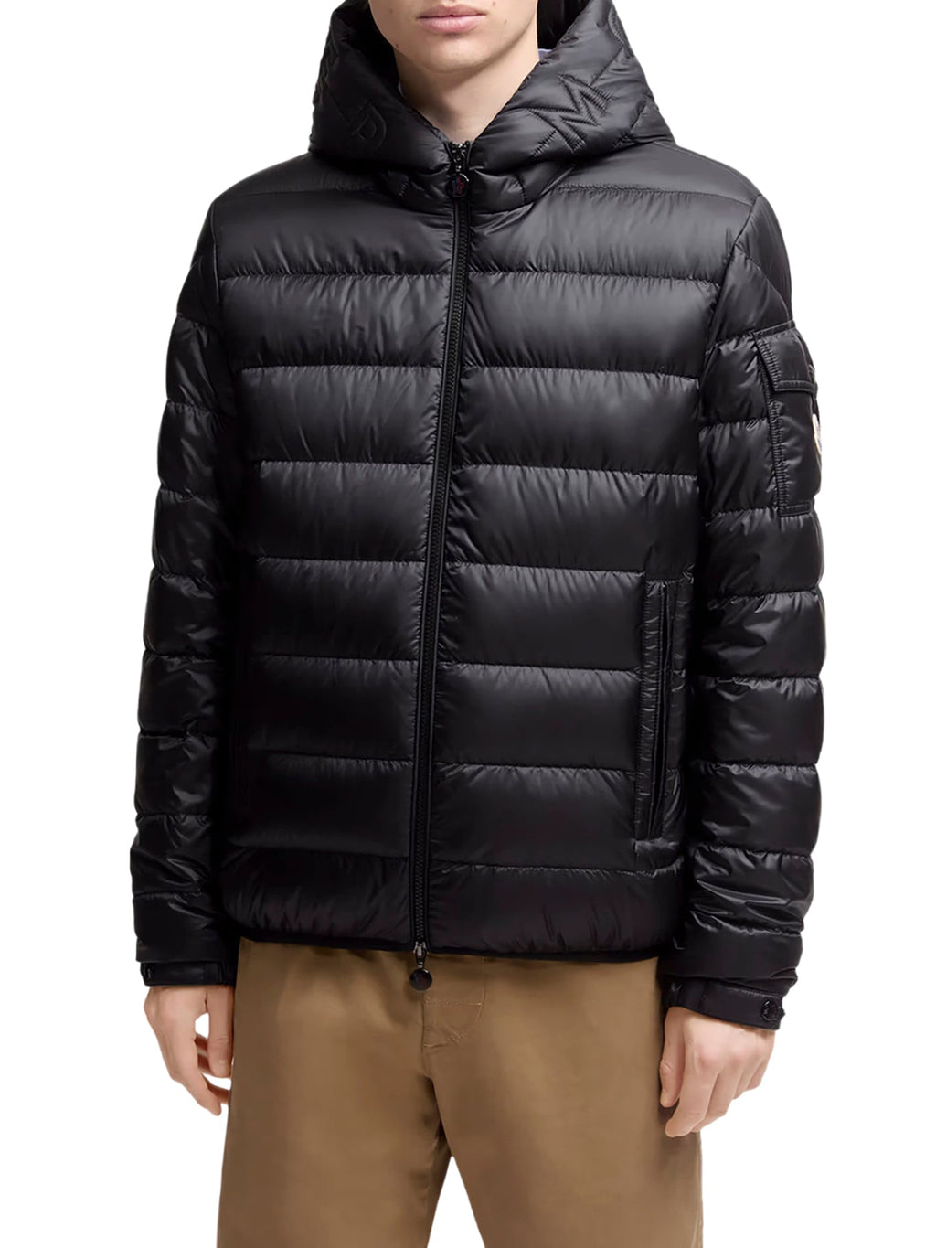 Najan Short Down Jacket With Hood Moncler – Гарантія оригінальності – детальний вид