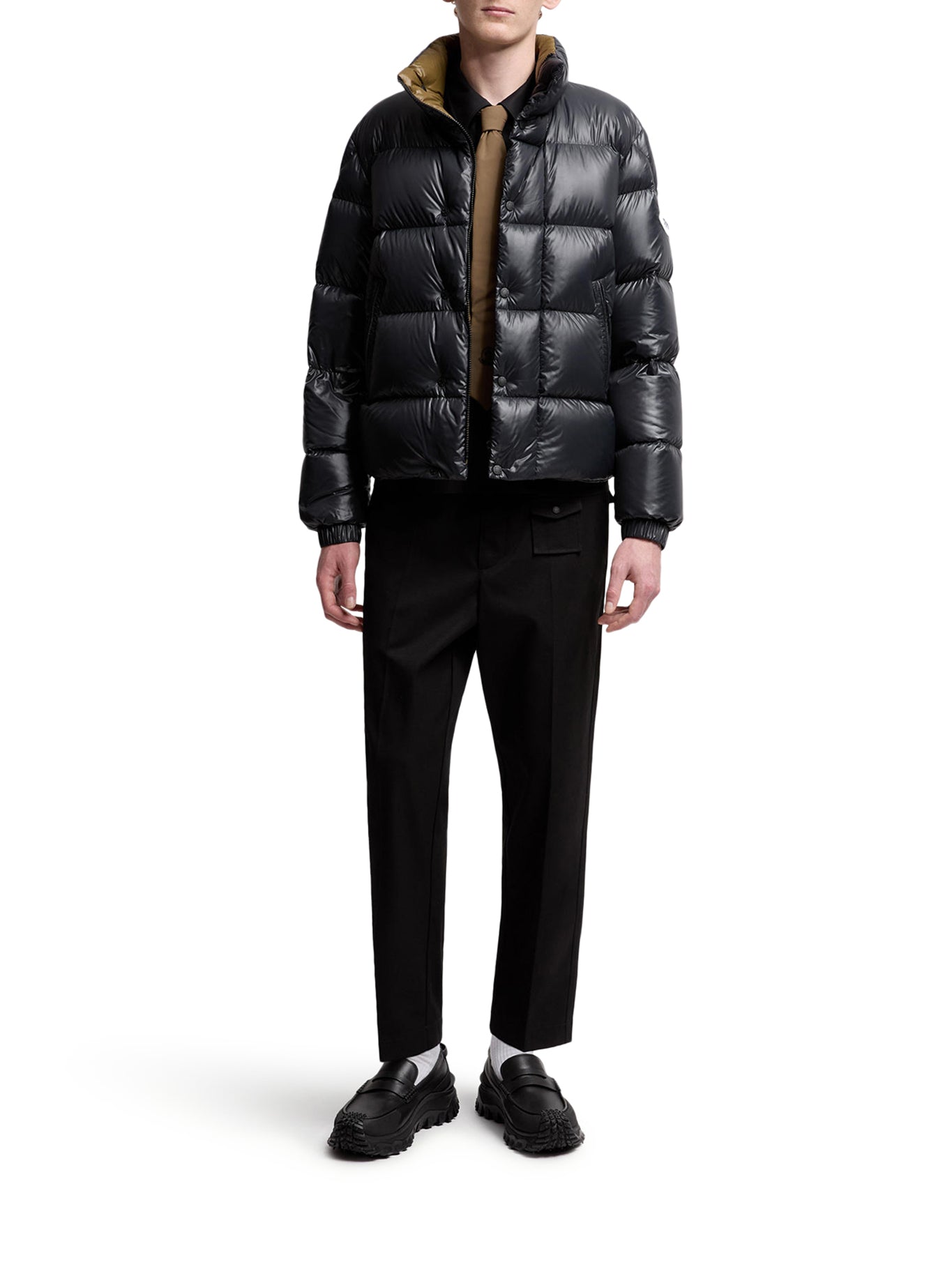 Tripiti Short Down Jacket Moncler оригінал – Купити в Україні – вид ззаду