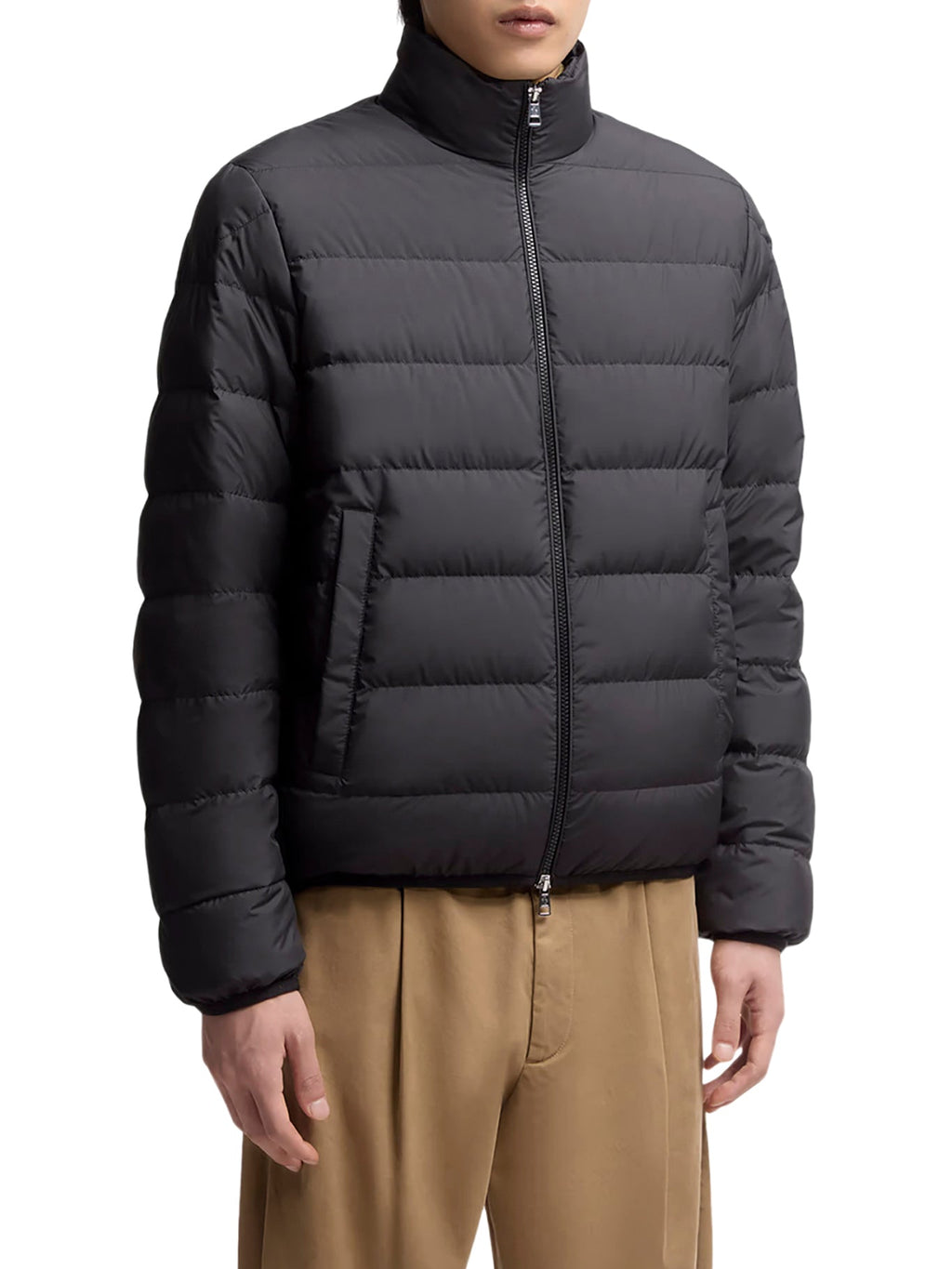 Baudinet Short Down Jacket Moncler – Гарантія оригінальності – детальний вид