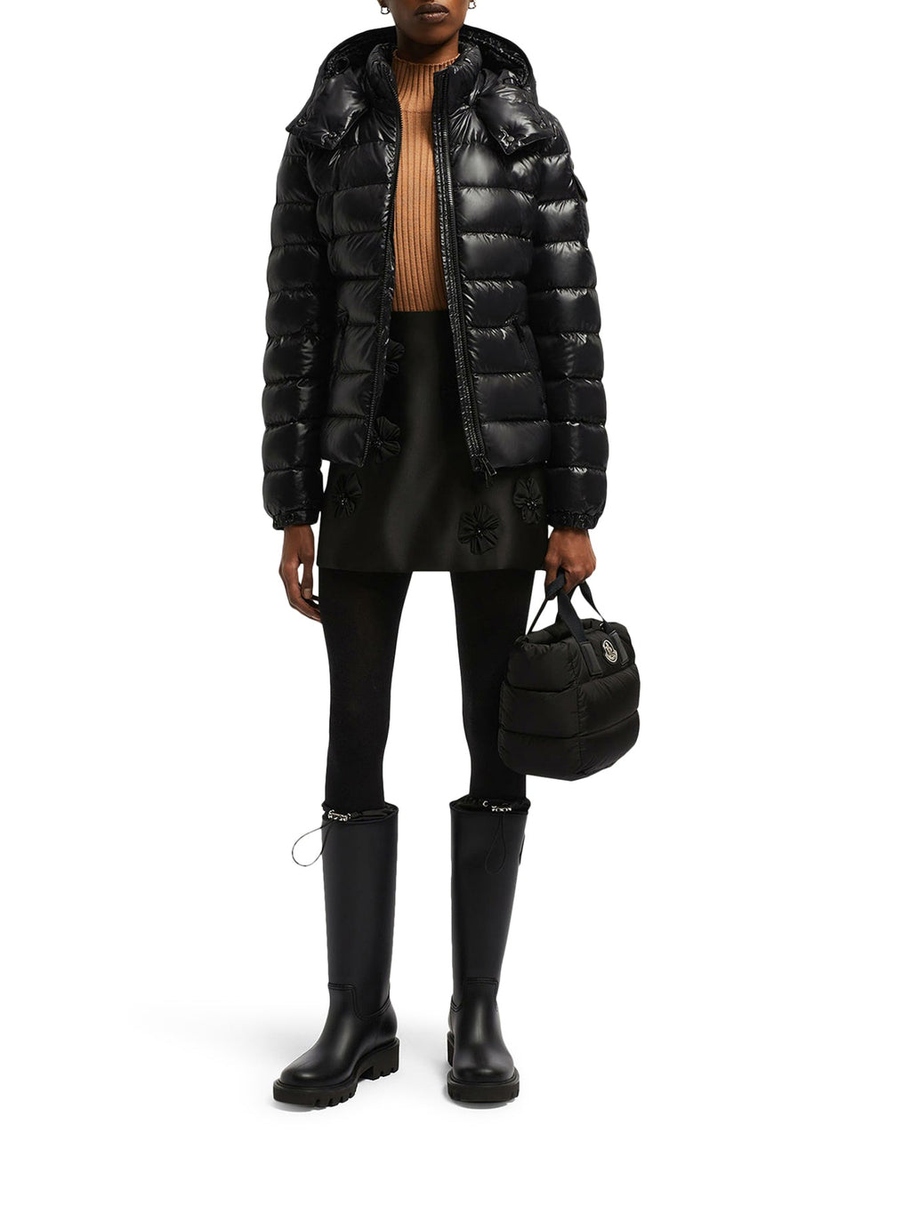 Оригінальна Bady Short Down Jacket With Hood Moncler – вид ззаду
