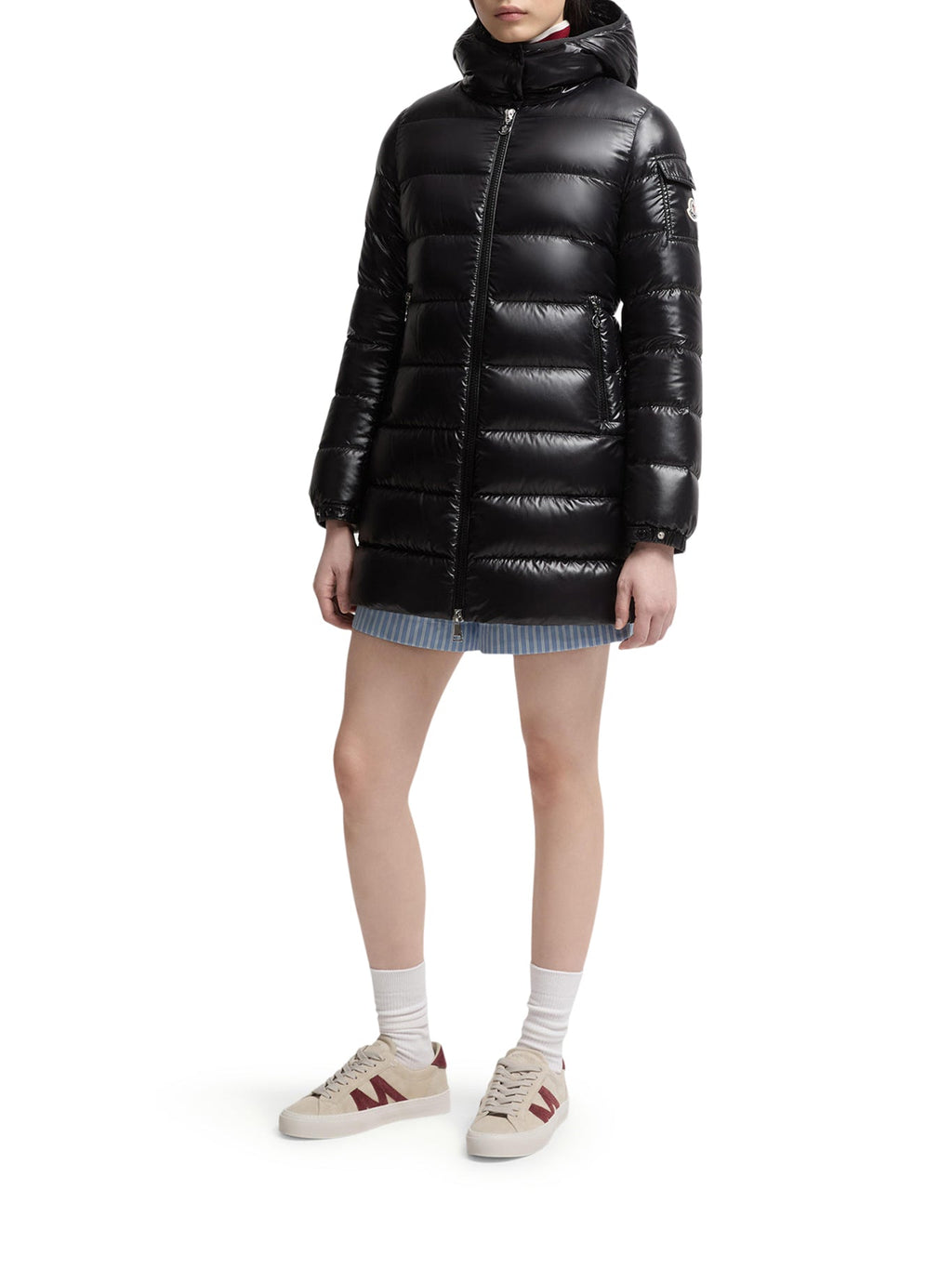 Оригінальна MIDI Courcelles Down Jacket With Hood Moncler – вид ззаду