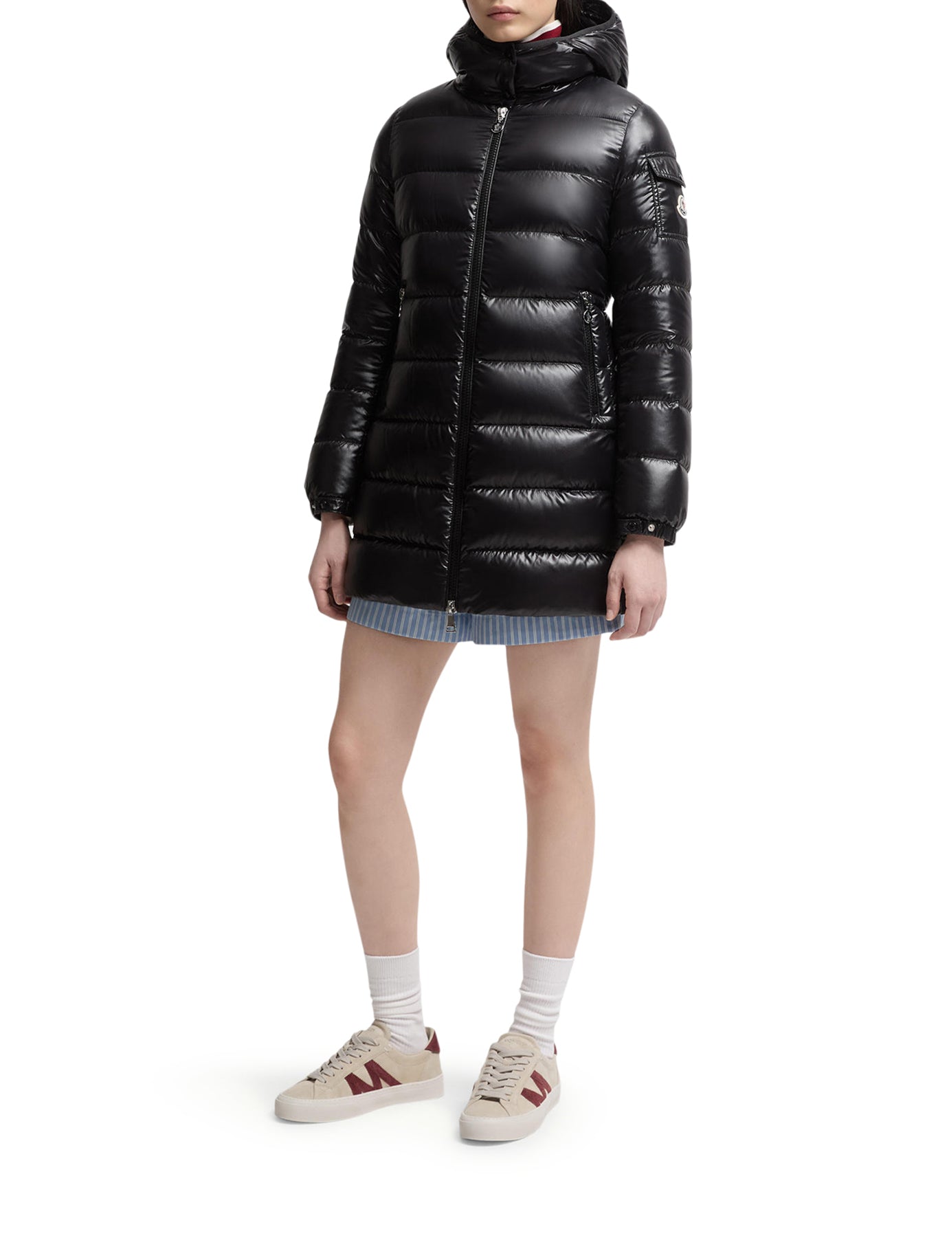 Оригінальна MIDI Courcelles Down Jacket With Hood Moncler – вид ззаду