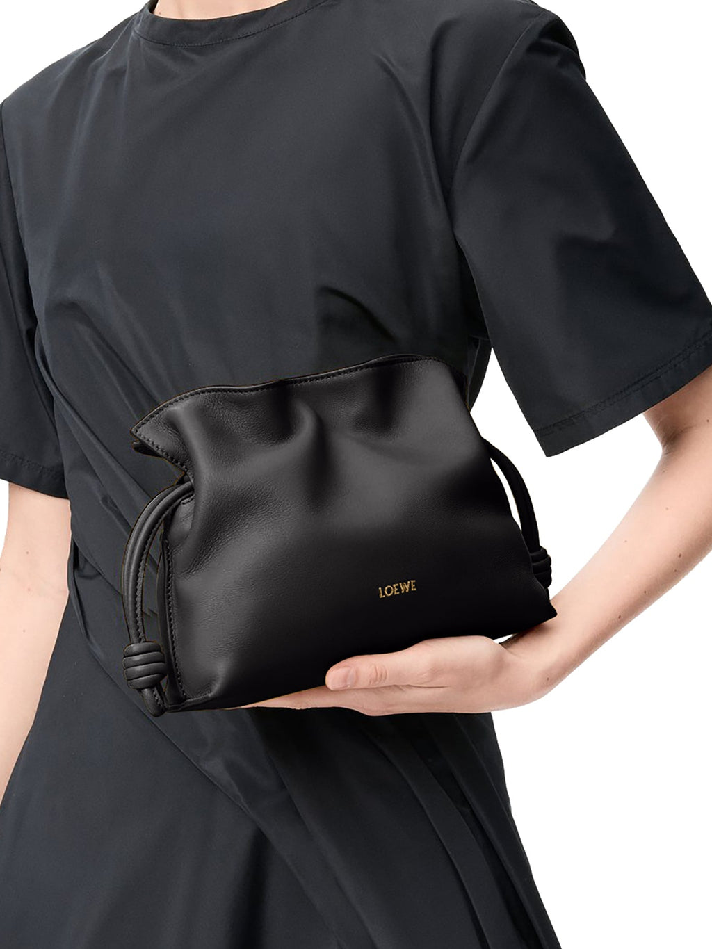 Flamenco Clutch Mini Bag In Calfskin Nappa Loewe оригінал – Купити в Україні – вид ззаду