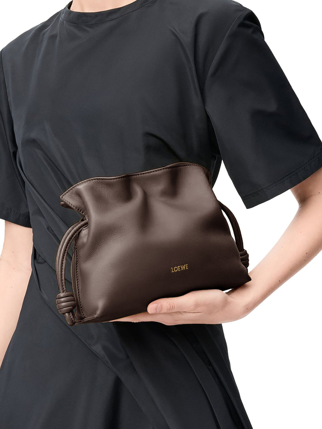 Flamenco Clutch Mini Bag In Calfskin Nappa Loewe оригінал – Купити в Україні – вид ззаду