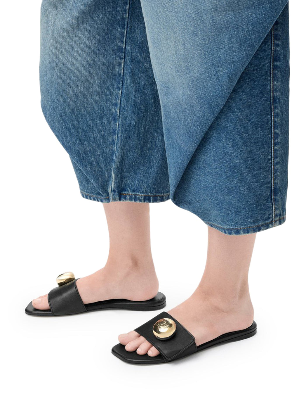 Pebble Calfskin Slide Loewe – Гарантія оригінальності – вид ззаду