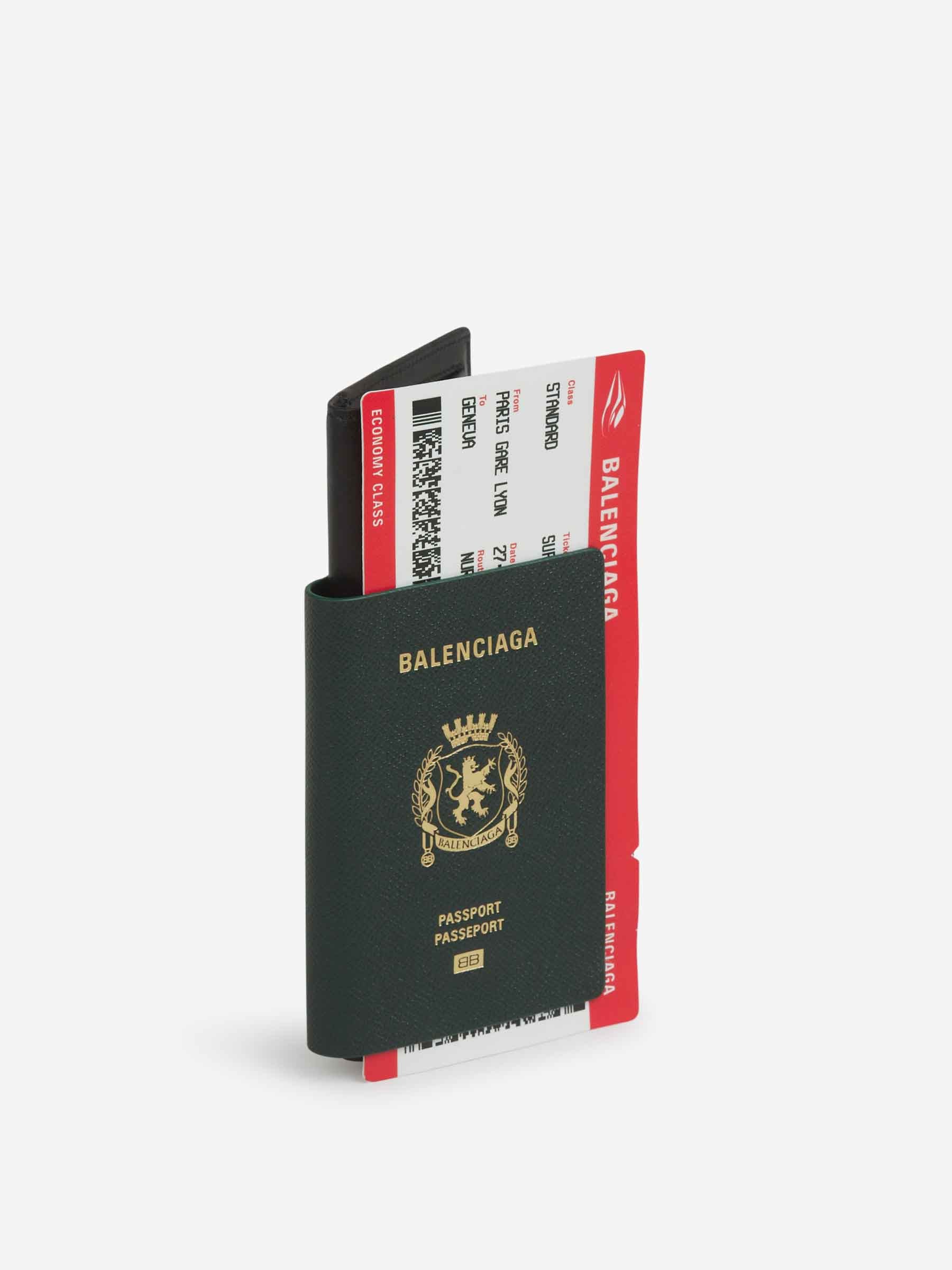 Оригінальна Elongated Passport Wallet Balenciaga – вид ззаду