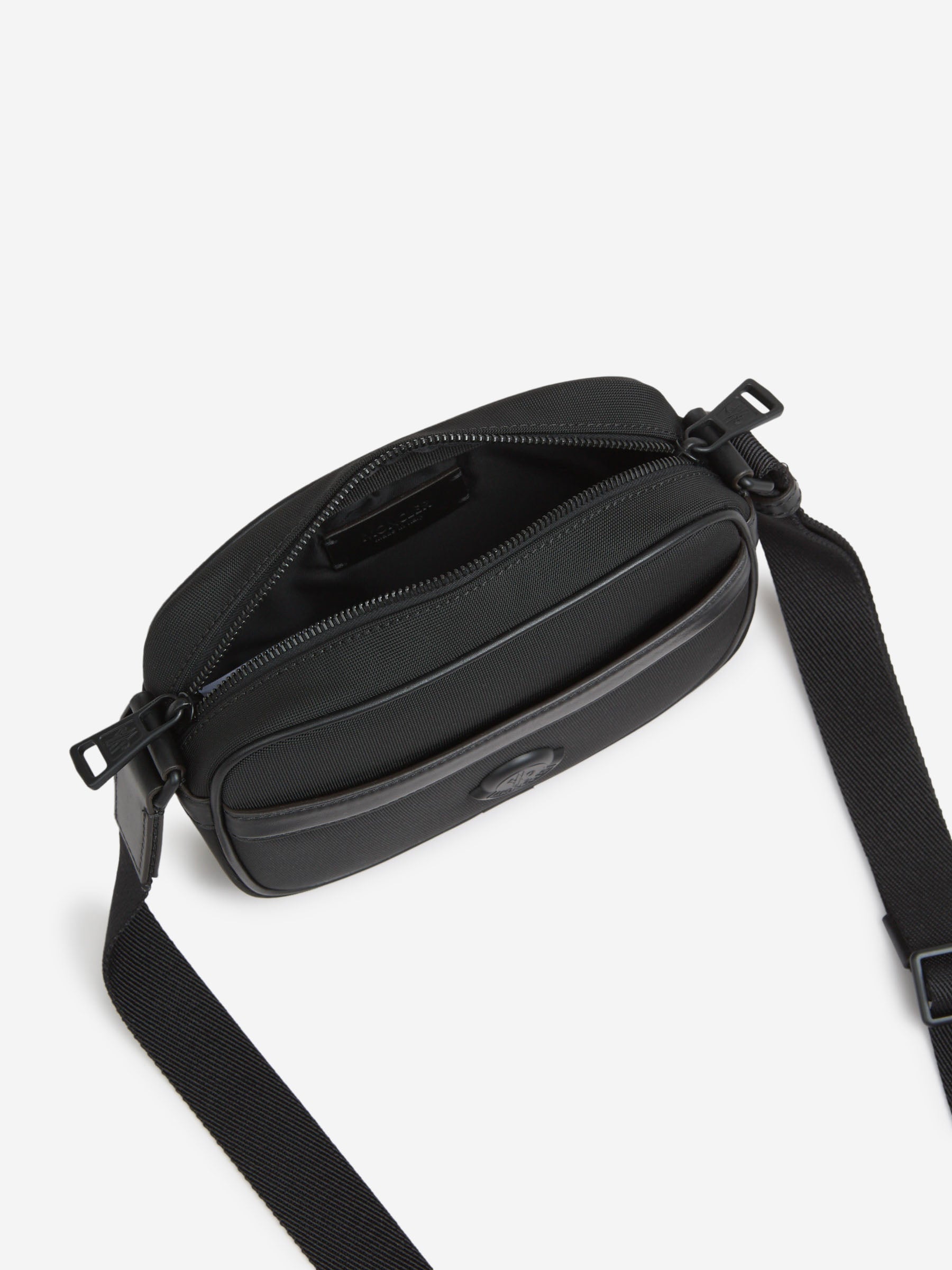 Оригінальна Pierrick Cross Shoulder Bag Moncler – збільшений вид - MONCLER