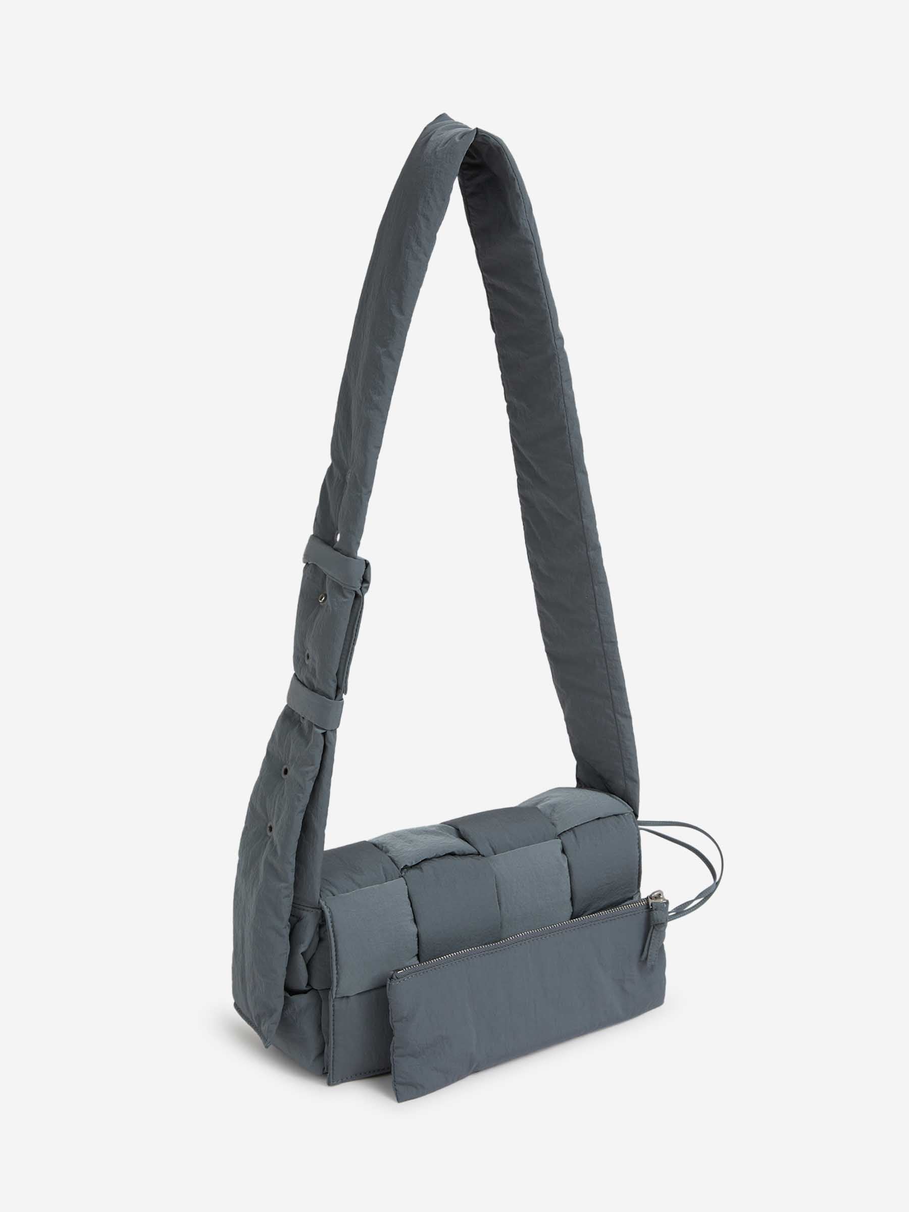 Cassette Shoulder Bag Bottega veneta оригінал – Купити в Україні – збільшений вид