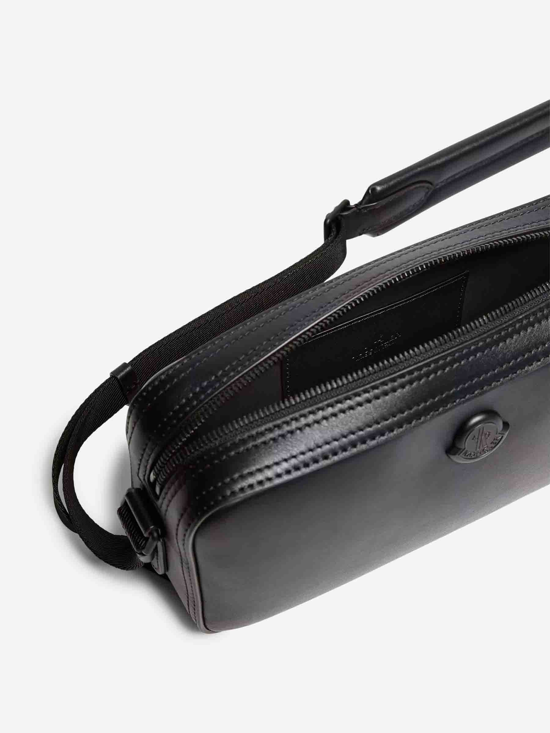 Carlo Shoulder Bag Moncler – Гарантія оригінальності – детальний вид