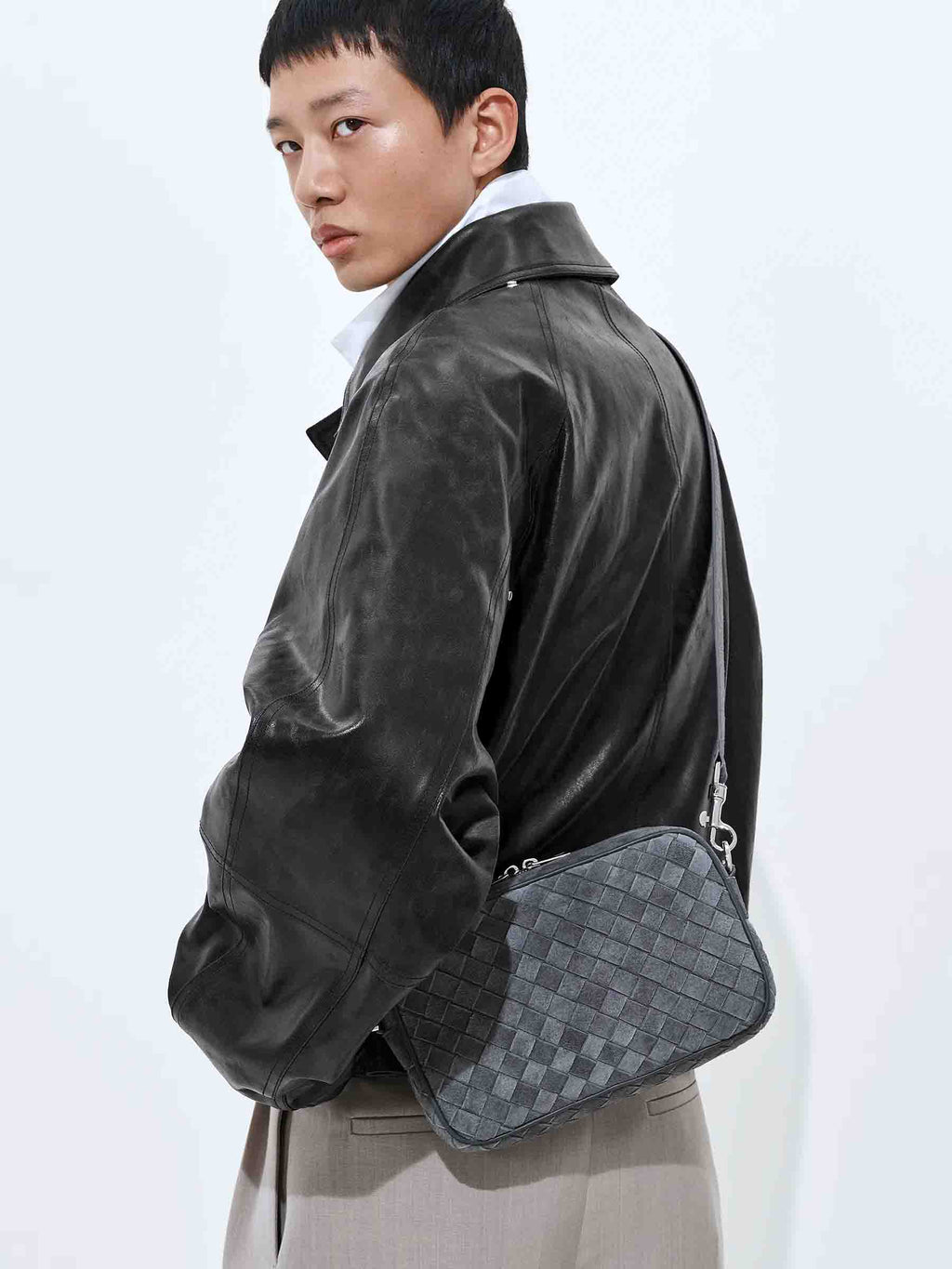 Camera Bag Shoulder Bag Bottega veneta – Гарантія оригінальності – вид ззаду