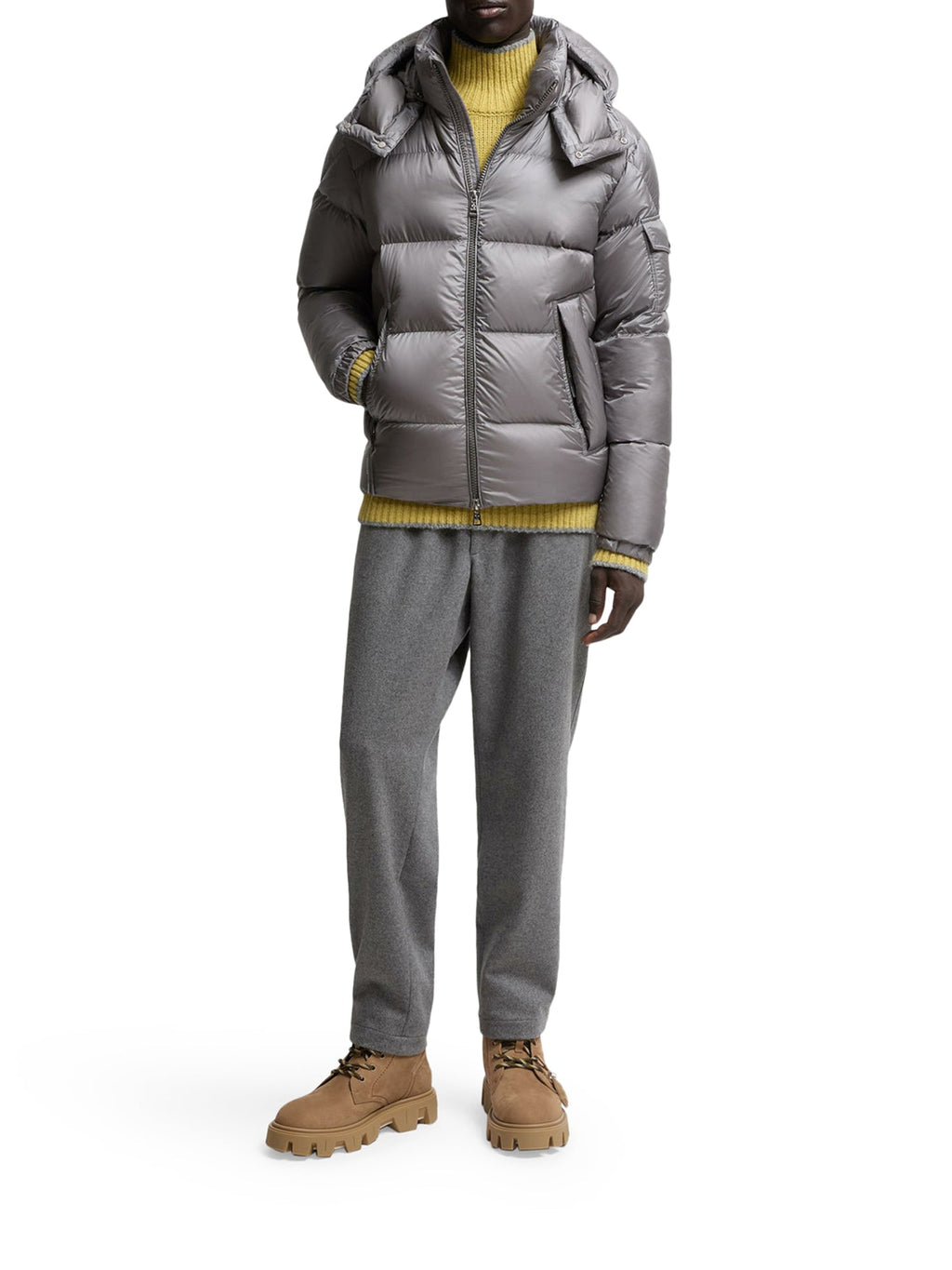 Moncler Outerwear оригінал | Швидка доставка Україна – вид ззаду