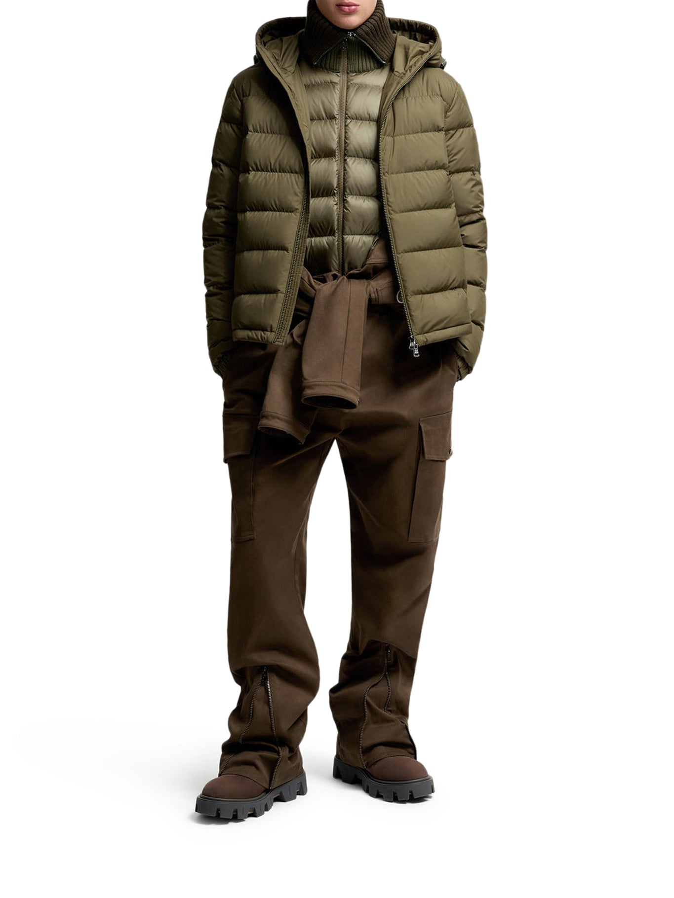 Laveraet Short Down Jacket With Hood Moncler оригінал – Купити в Україні – вид ззаду