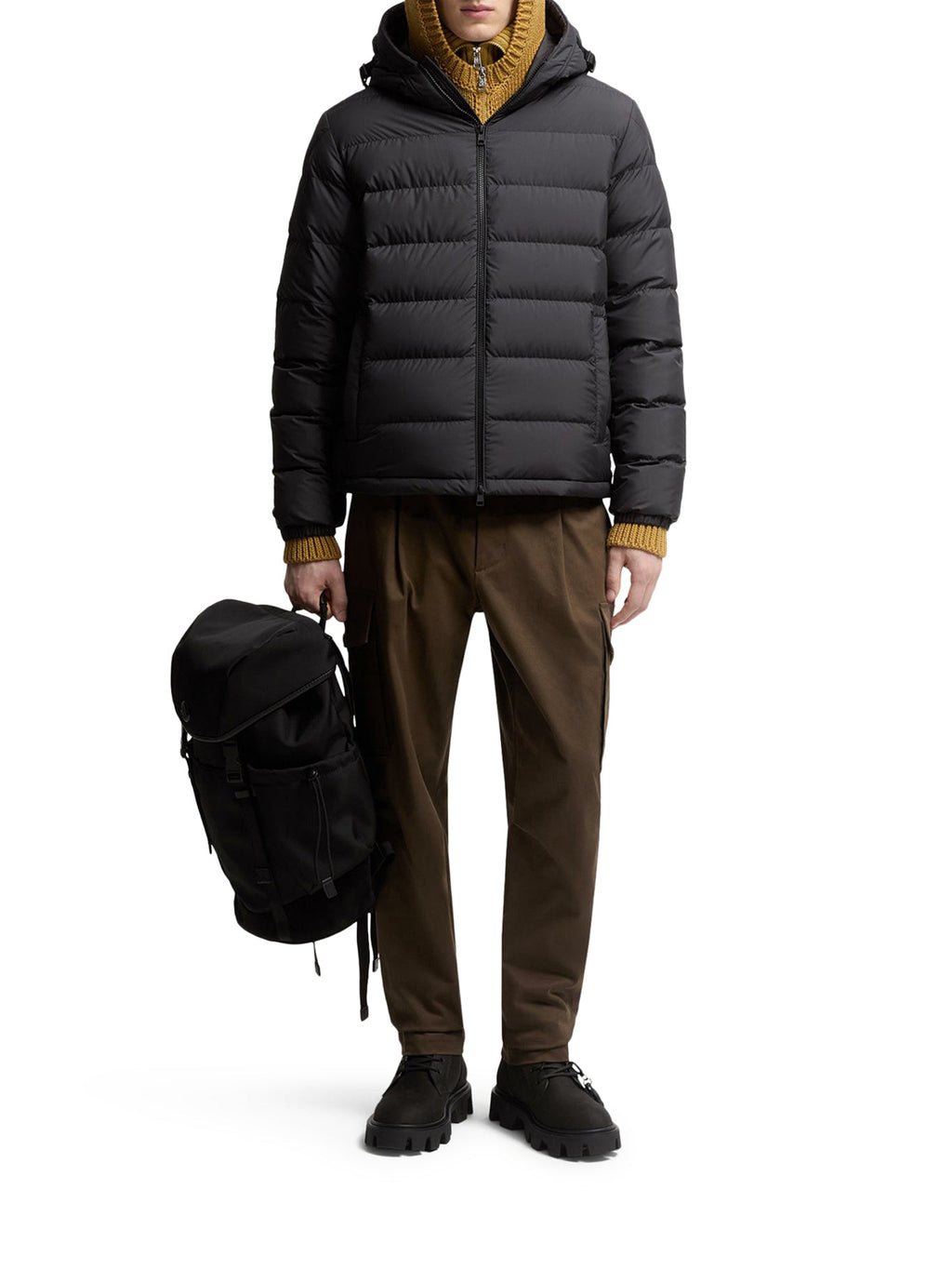 Laveraet Short Down Jacket With Hood Moncler оригінал – Купити в Україні – вид ззаду