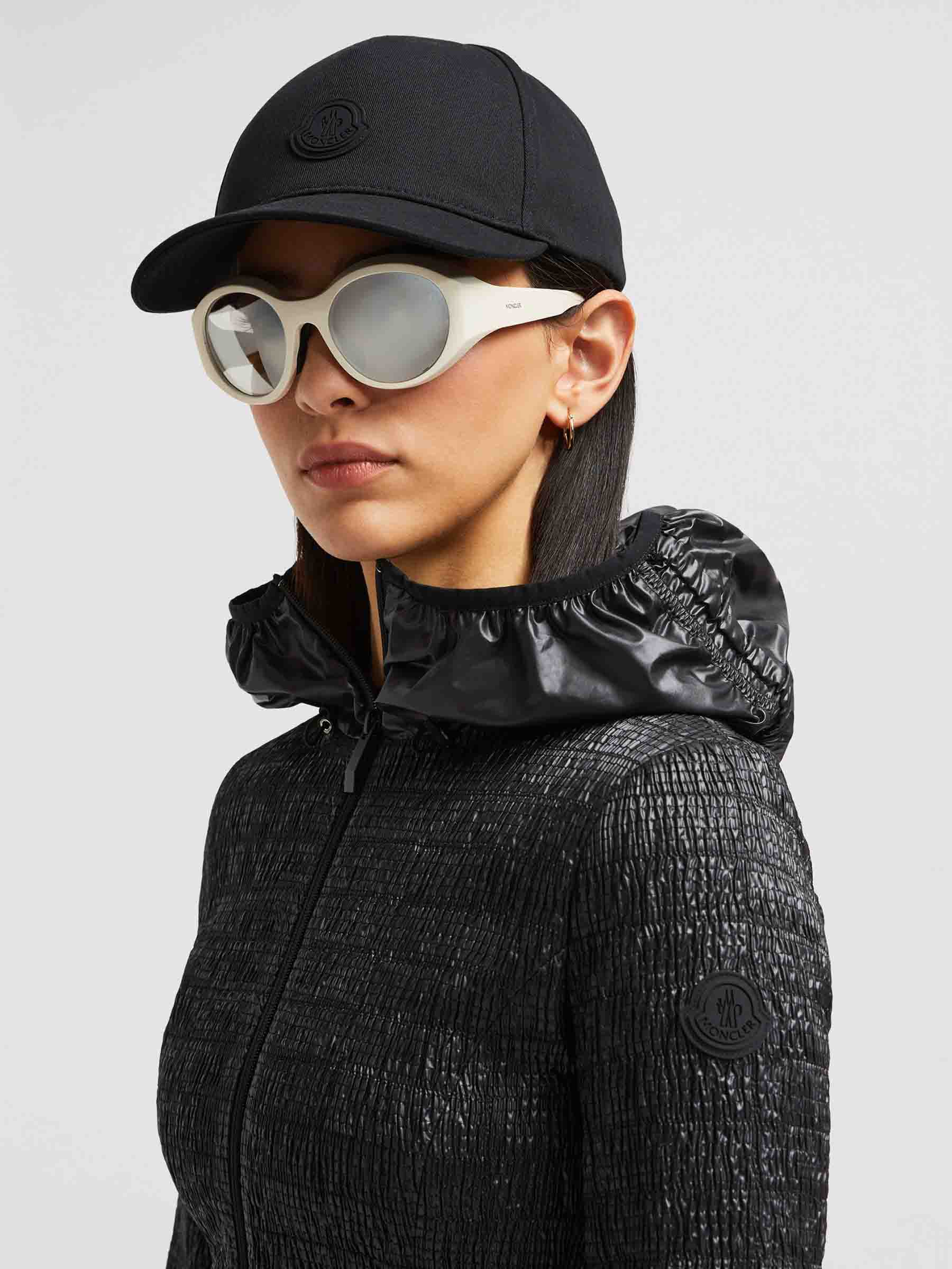 Moncler Accessories оригінал | Швидка доставка Україна – вид ззаду - MONCLER