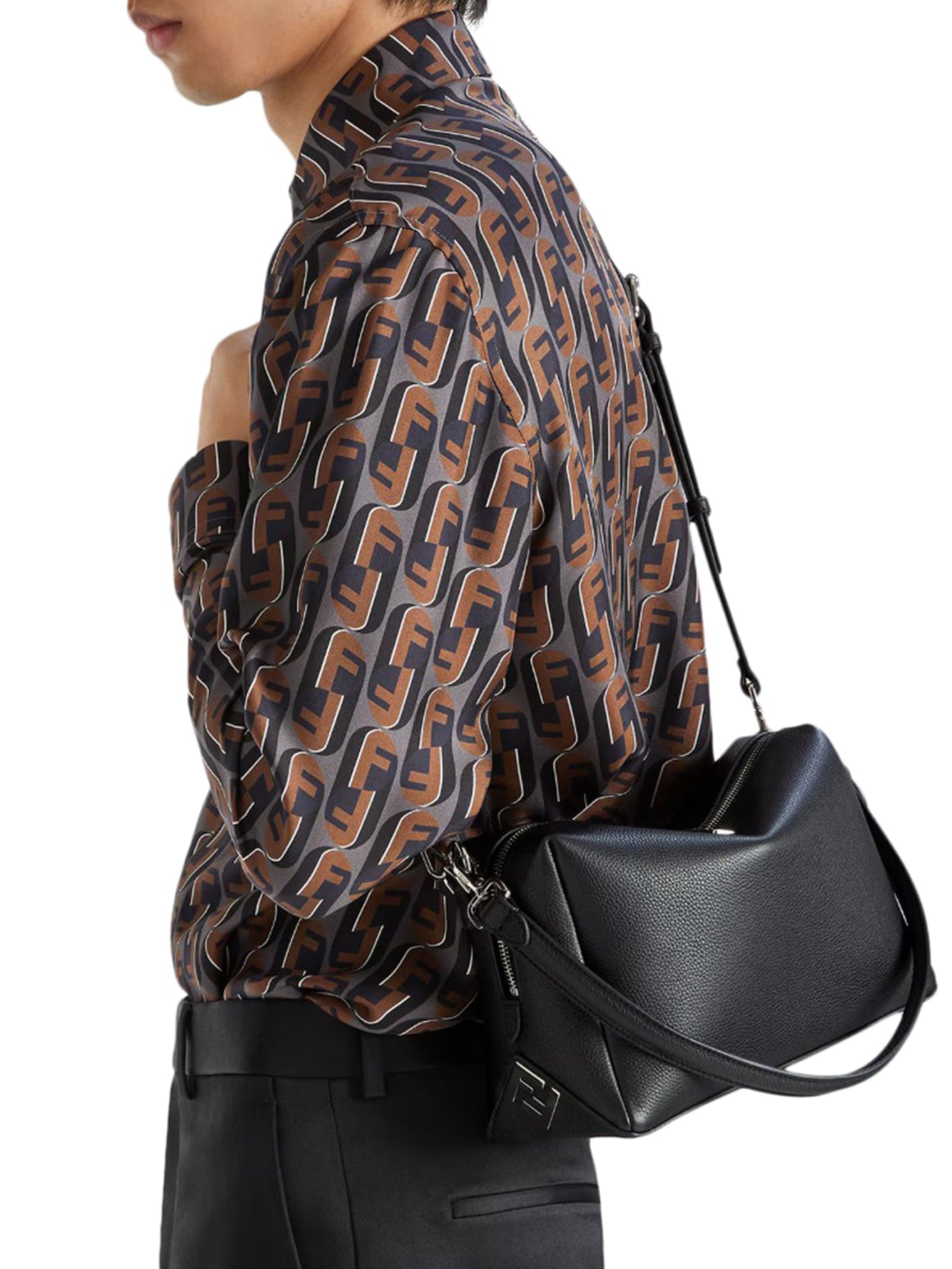 Оригінальна Medium Leather Bag Fendi – детальний вид