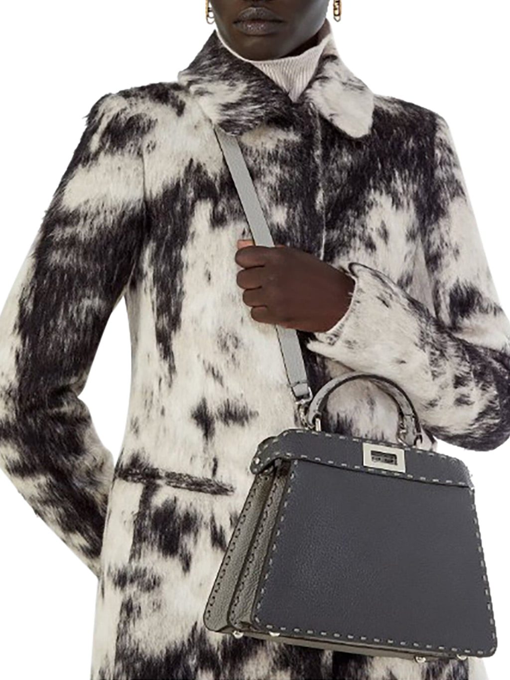 Оригінальна Peekaboo Iseeu Small Saddlery Bag Fendi – детальний вид