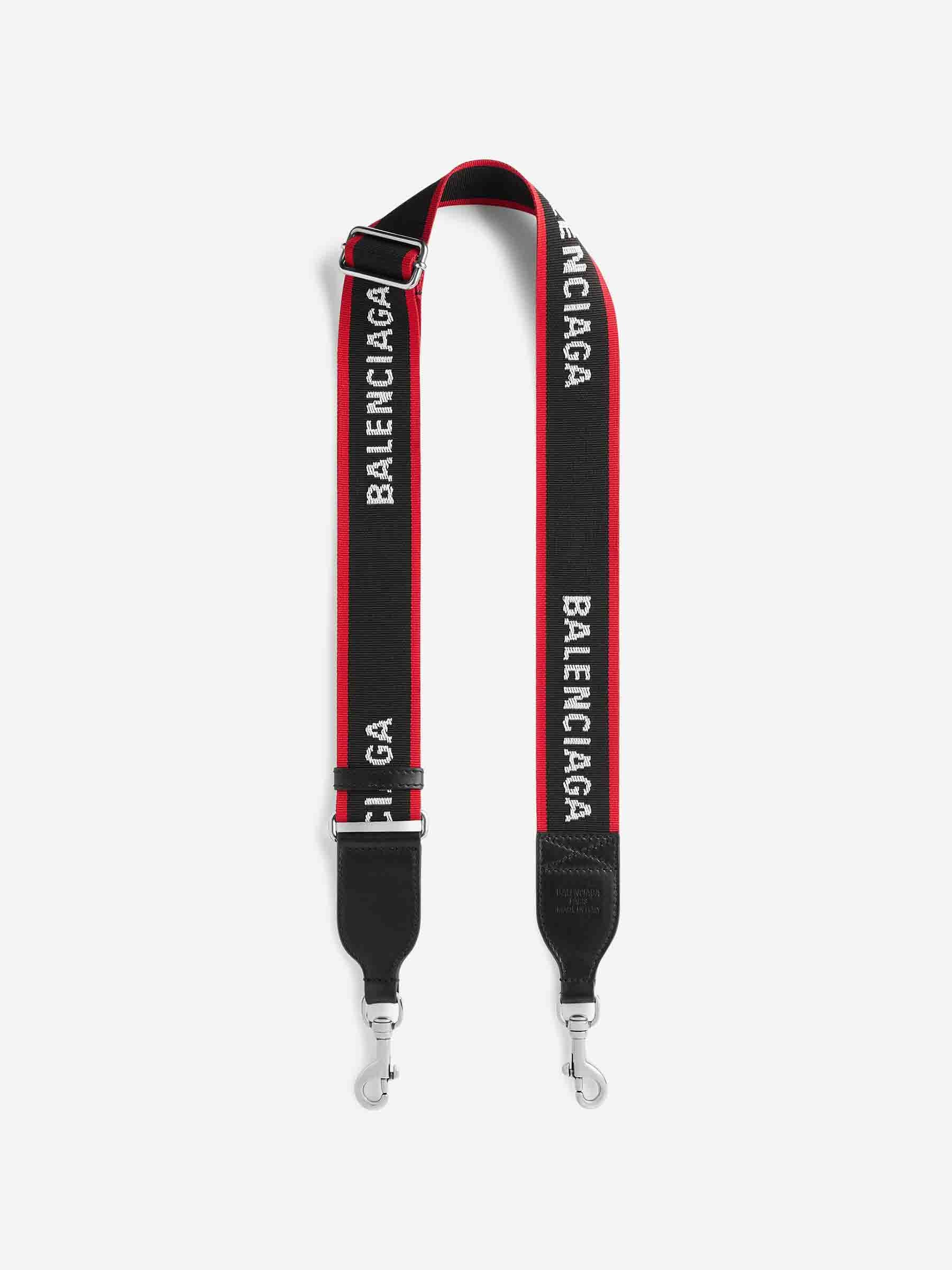 Оригінальна Camera Strap Balenciaga – боковий вид