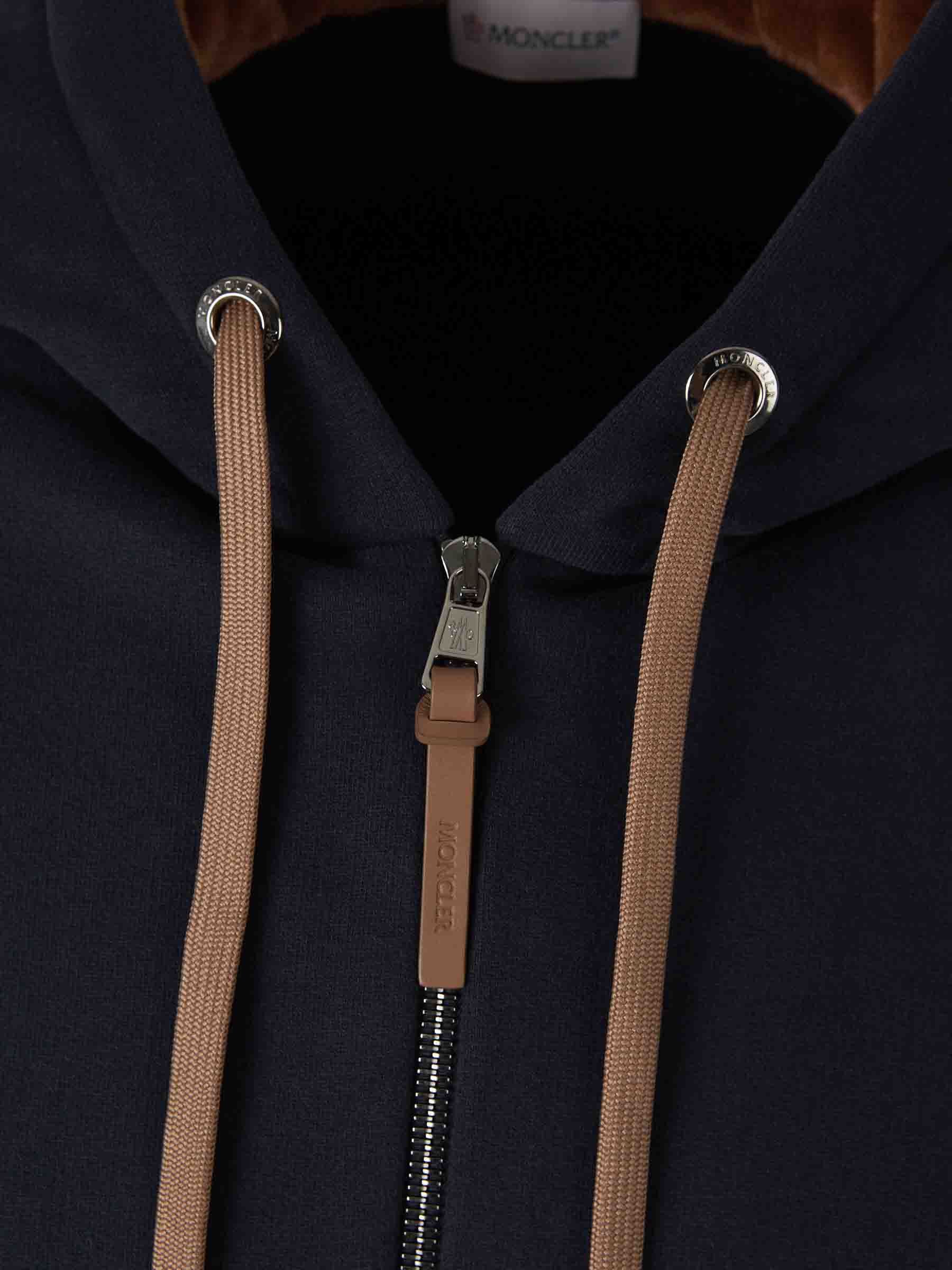 Оригінальна Cotton Fleece Sweatshirt Moncler – детальний вид - MONCLER