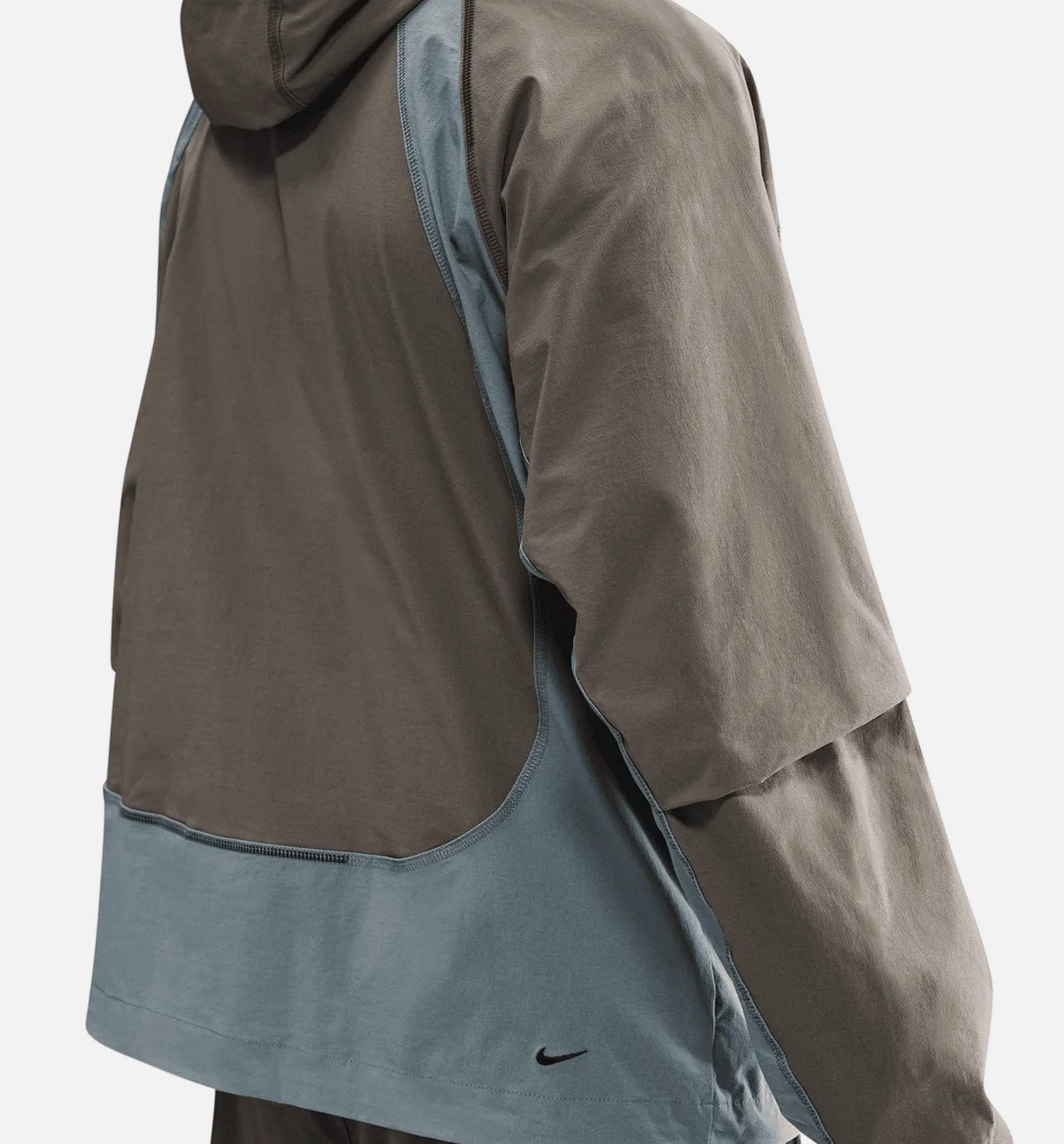 Tech Dri Fit Woven Color Block Windrunner Loose Mens Jacket Nike оригінал – Купити в Україні – вид ззаду - NIKE