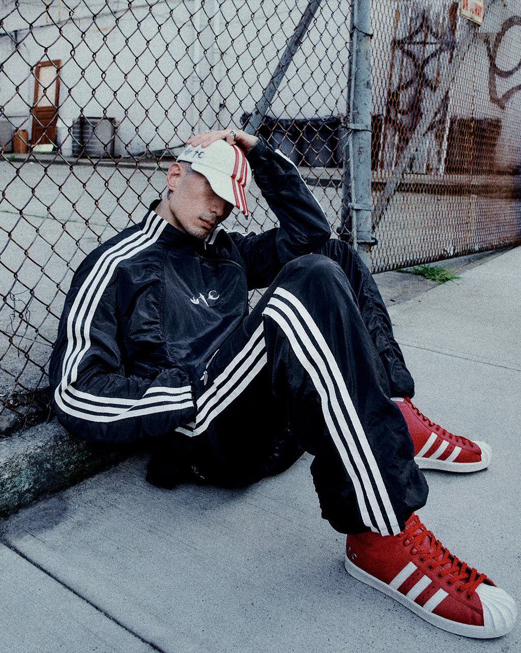 Оригінальна X Thug Club Superstar Luxe Boot Adidas – вид ззаду