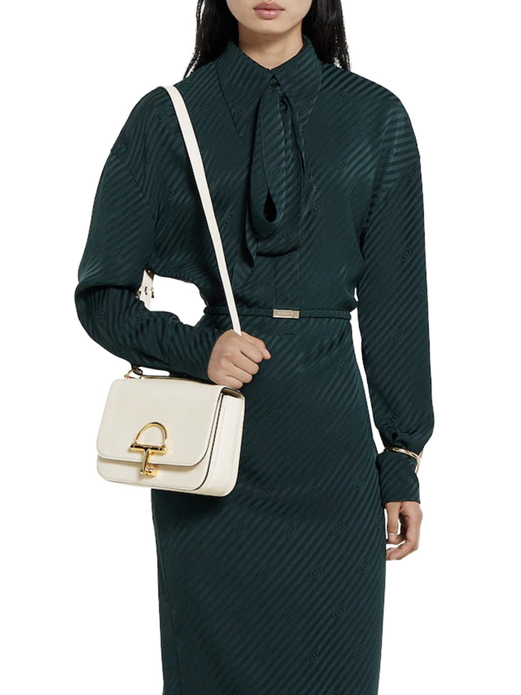Small Siena Shoulder Bag Gucci – Гарантія оригінальності – вид ззаду