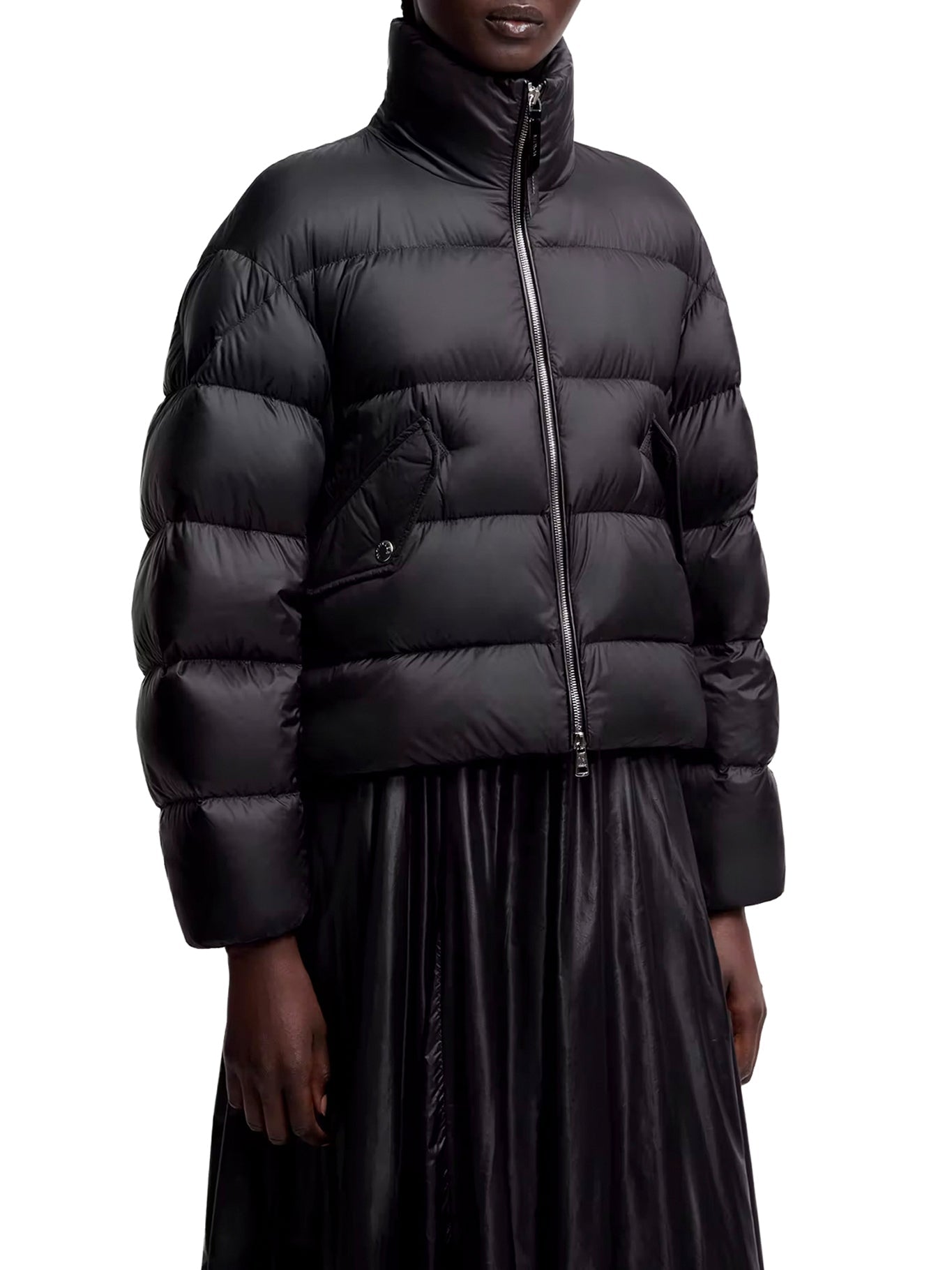 Оригінальна X Ee72 Blas Short Down Jacket By Edward Enninful Moncler – детальний вид