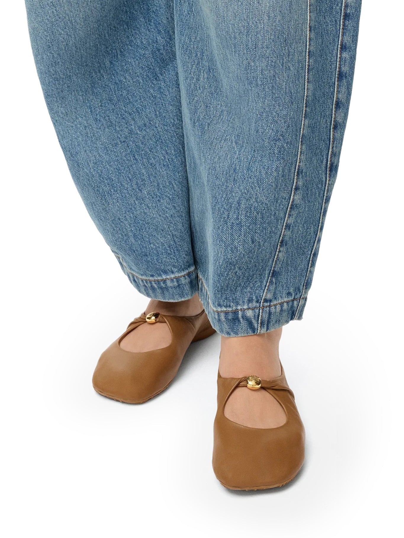 Pebble Ballerinas In Lambskin Nappa Loewe оригінал – Купити в Україні – вид ззаду